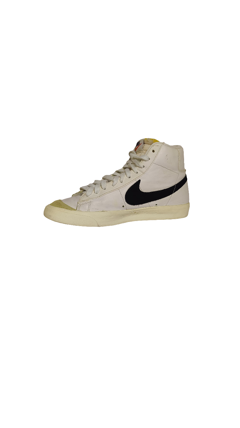 Nike Blazer Mid ‘77 Vintage (White/Black)