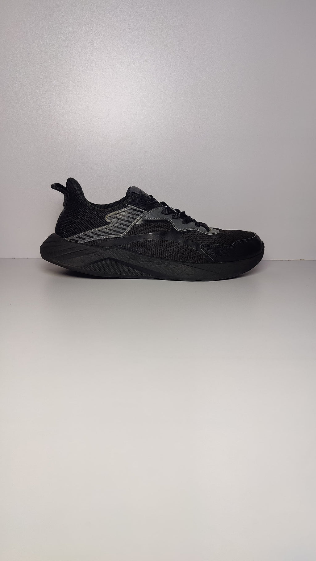 QIAODAN Men’s Running Shoes – Black