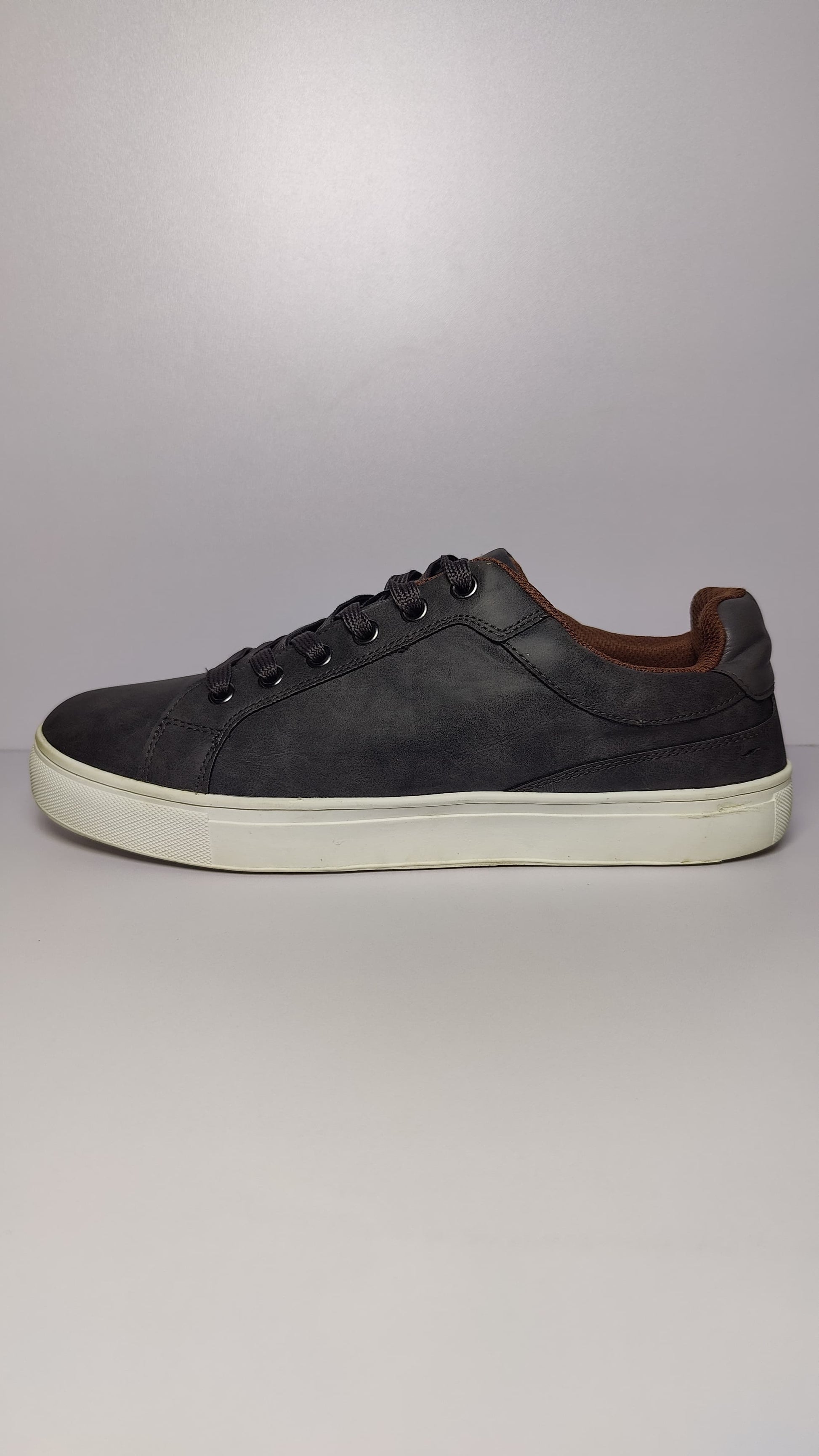Gray Leather Trainer