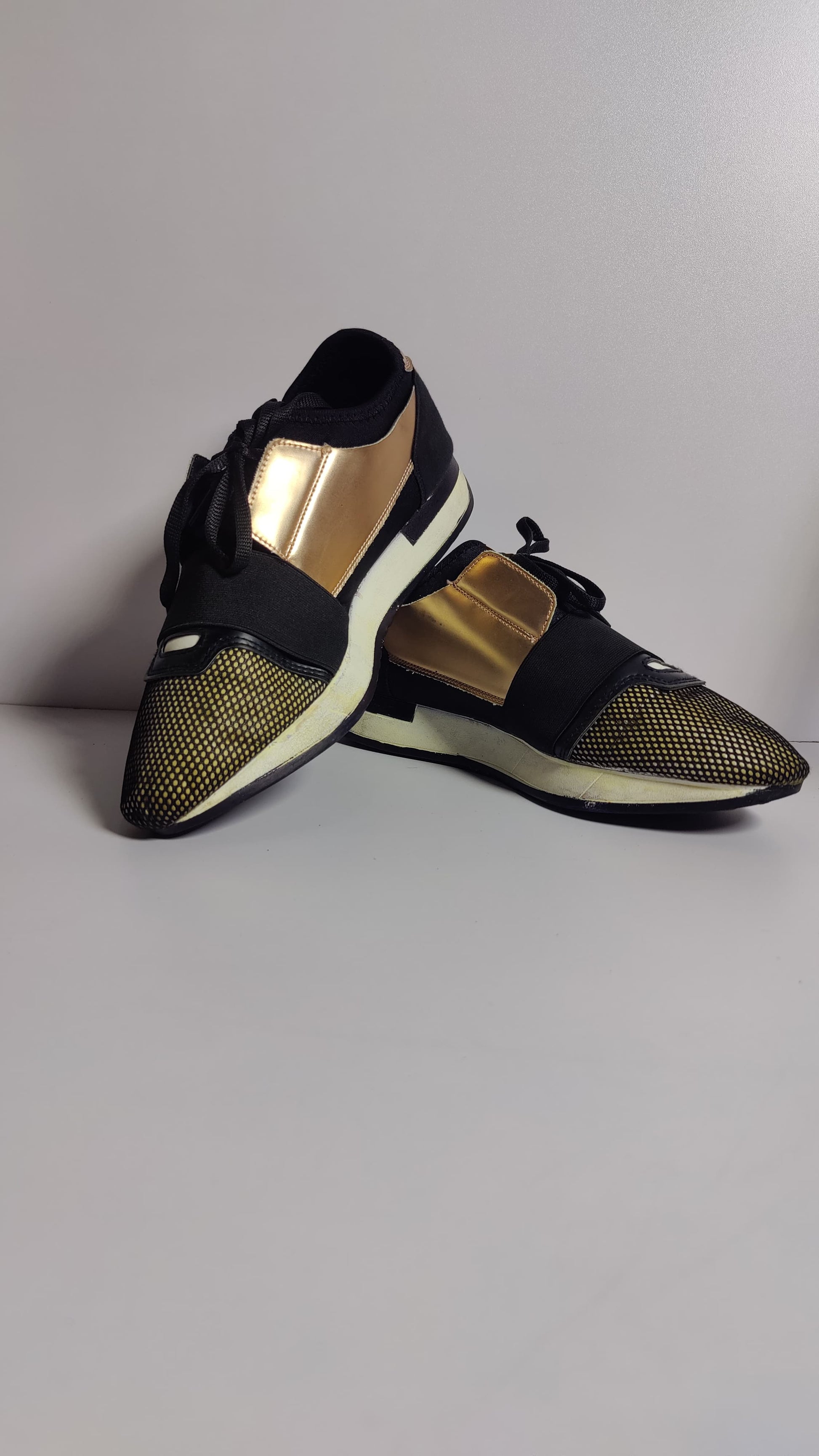 Girls’ Brown & Black Shoes