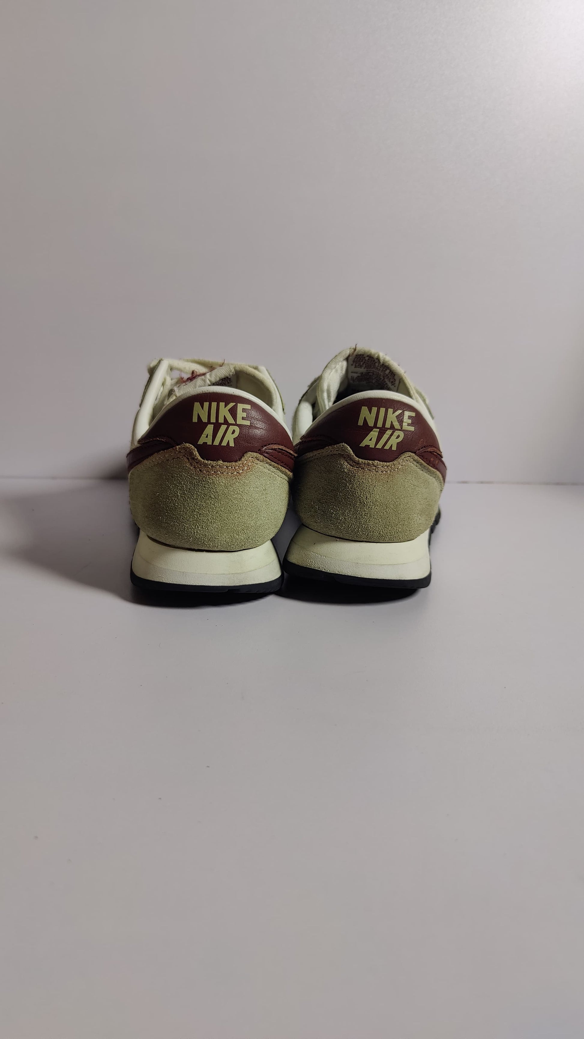 Nike Air Pegasus 83 – Sail / Light Chocolate