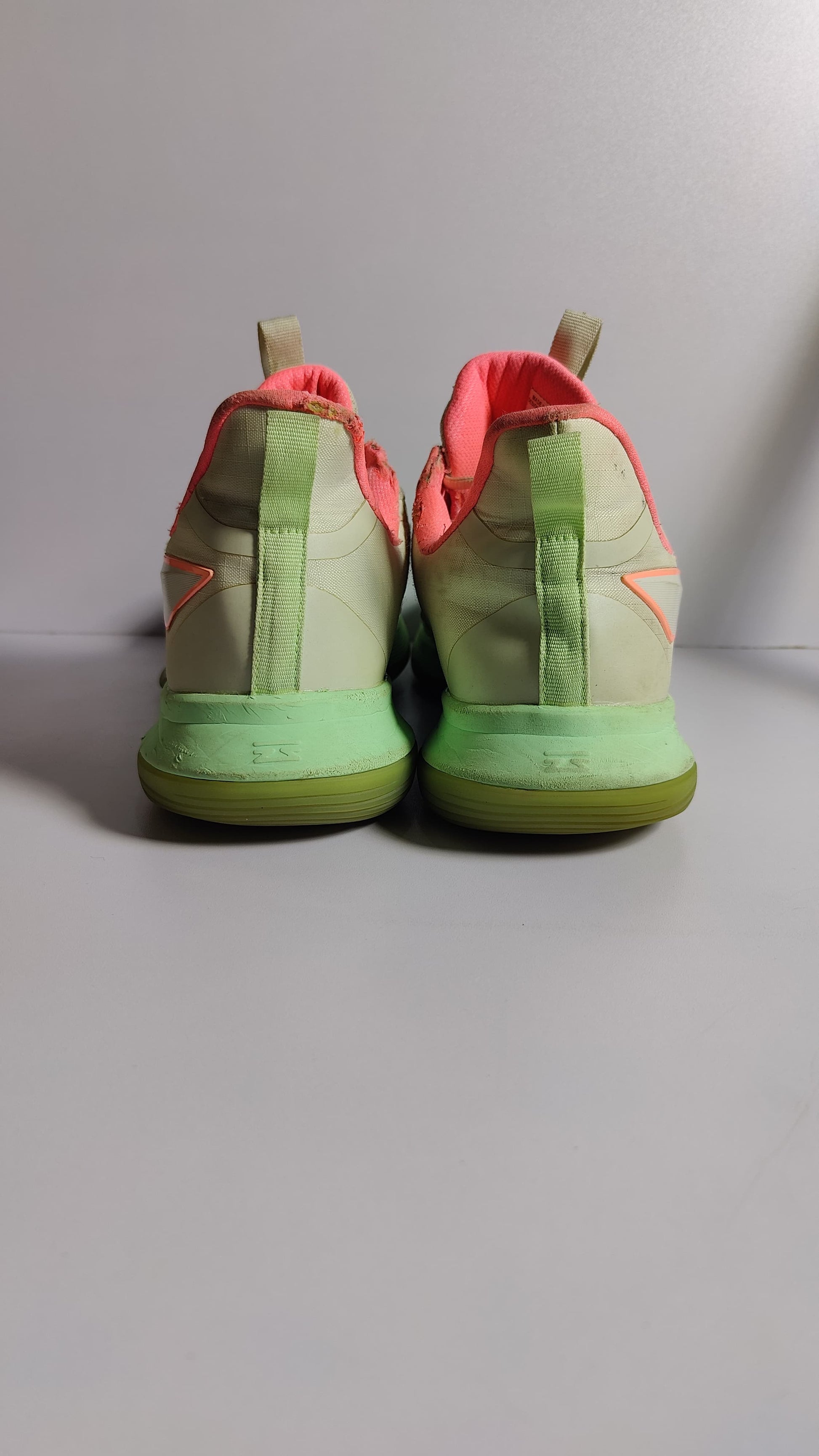 Li-Ning Wade Flash – Pearl Powder