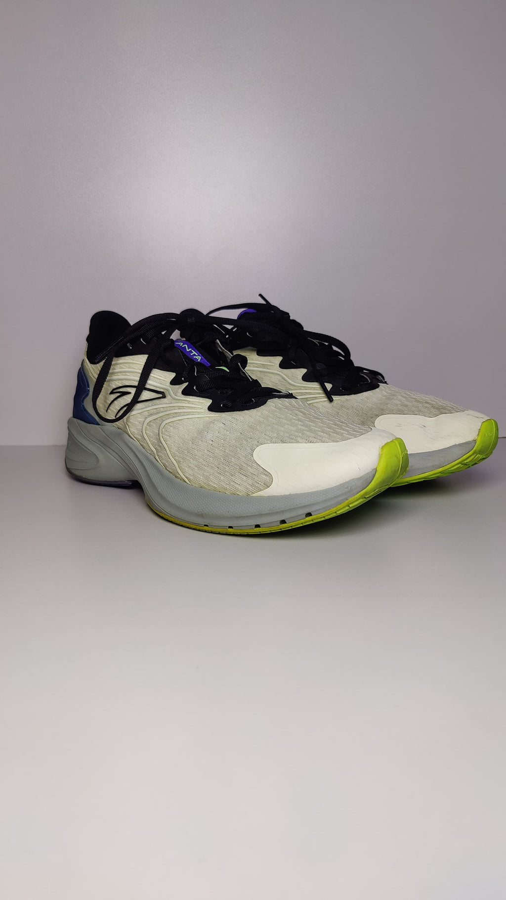 Anta Cross-Training Shoes – White/Blue/Black