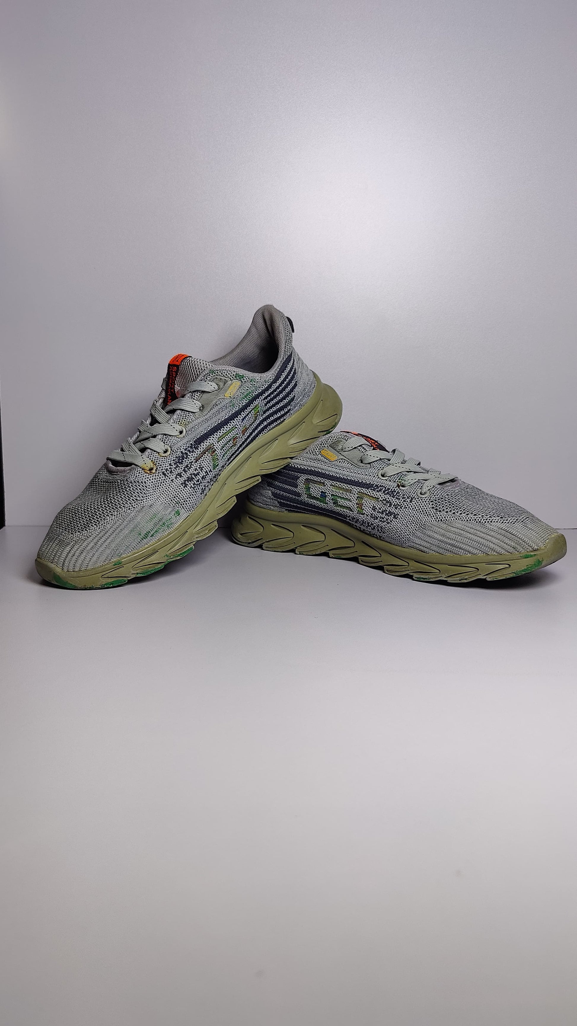 Lightweight Sports Sneakers