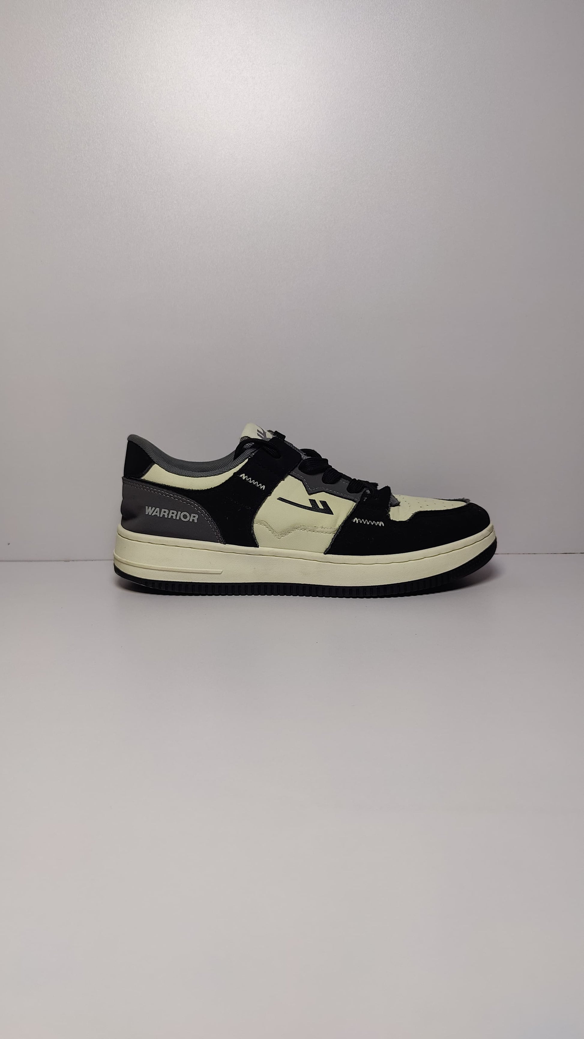Warrior Air Force 1 Low Top Skateboard Shoes