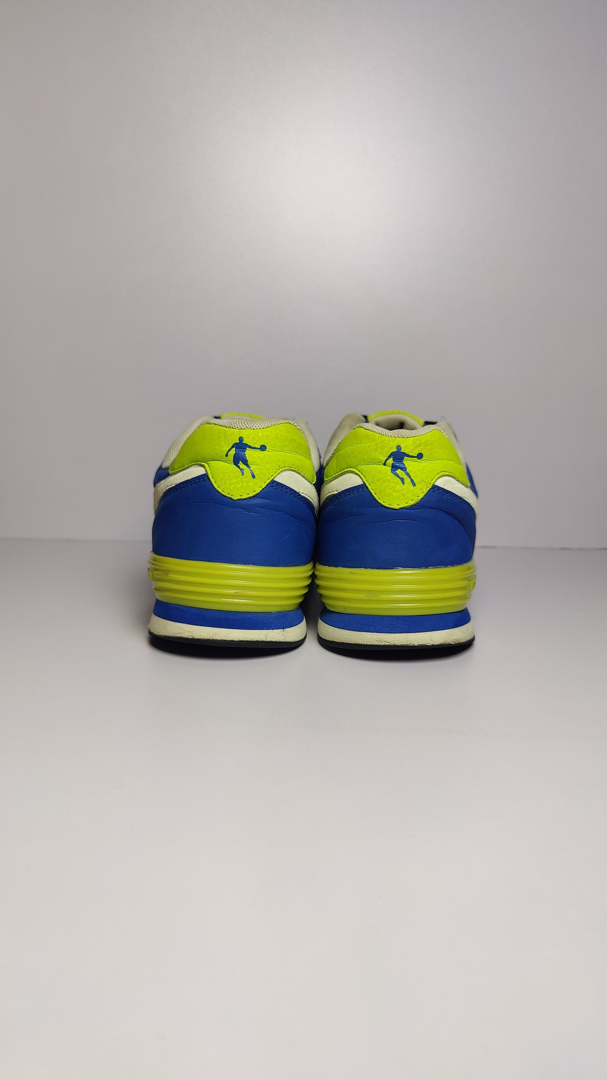 Shaq Basketball Shoes – Blue & Parrot