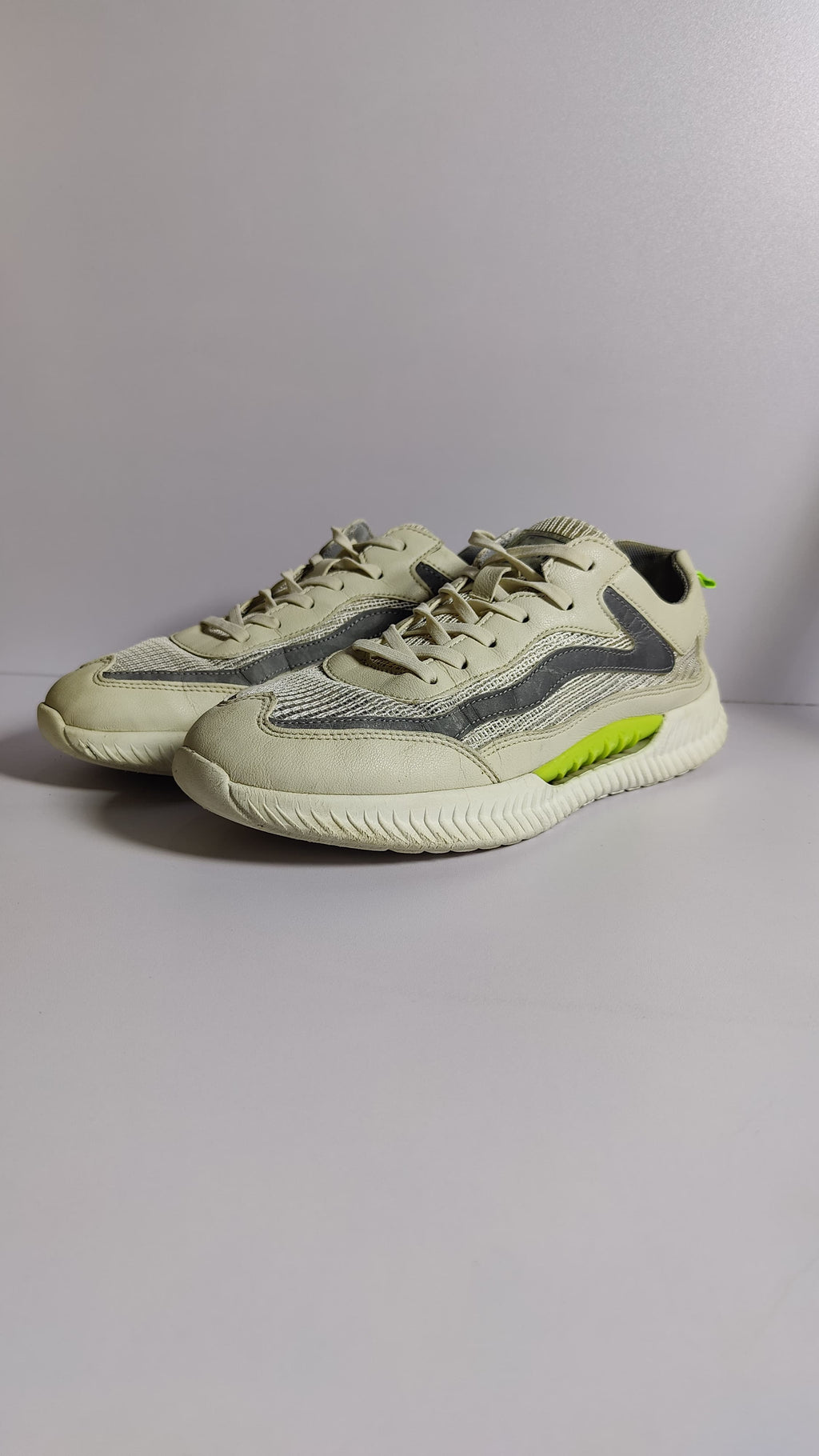Stylish Sports Sneakers