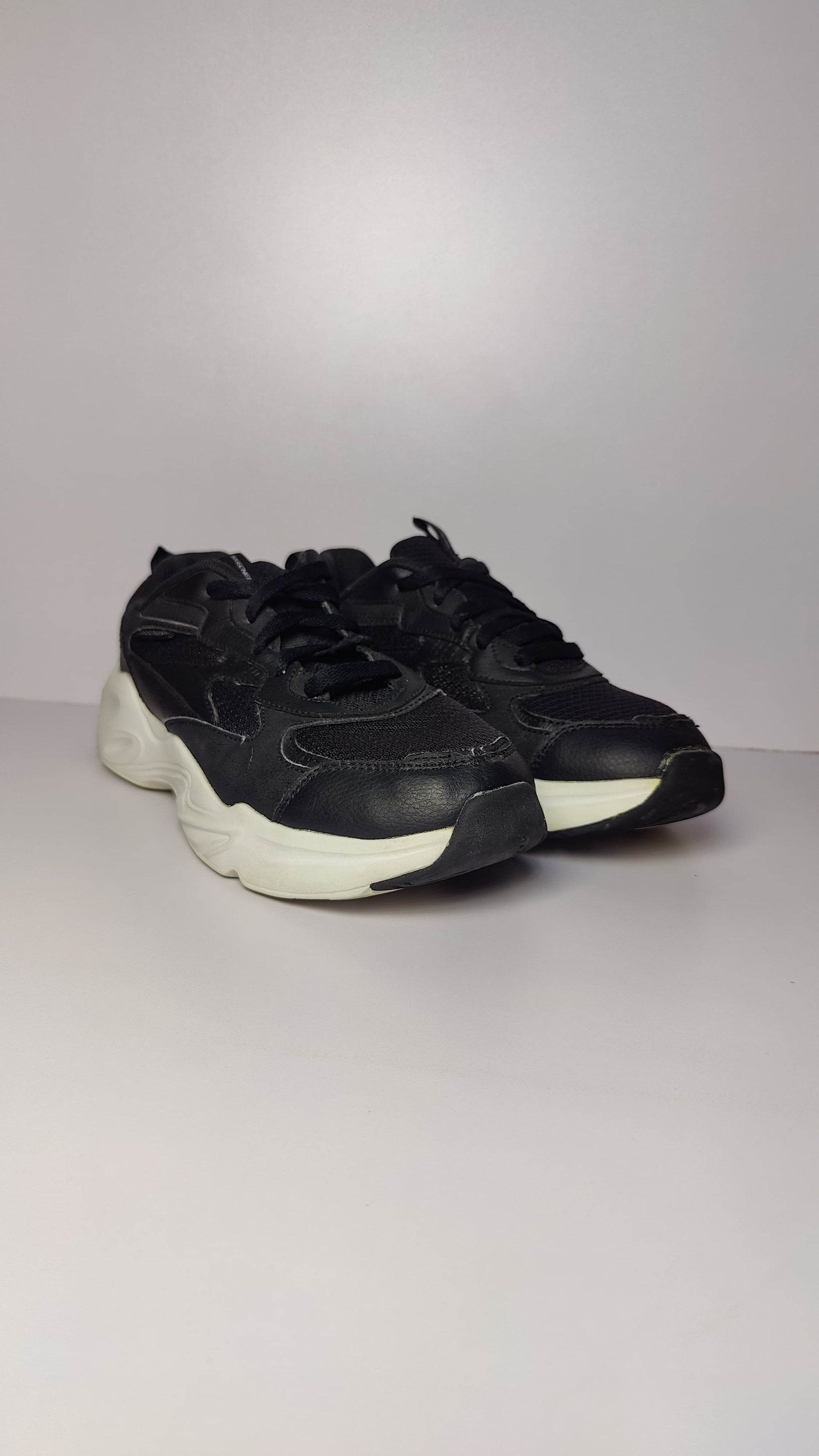 Skechers Stamina Airy Marathon Running Shoes