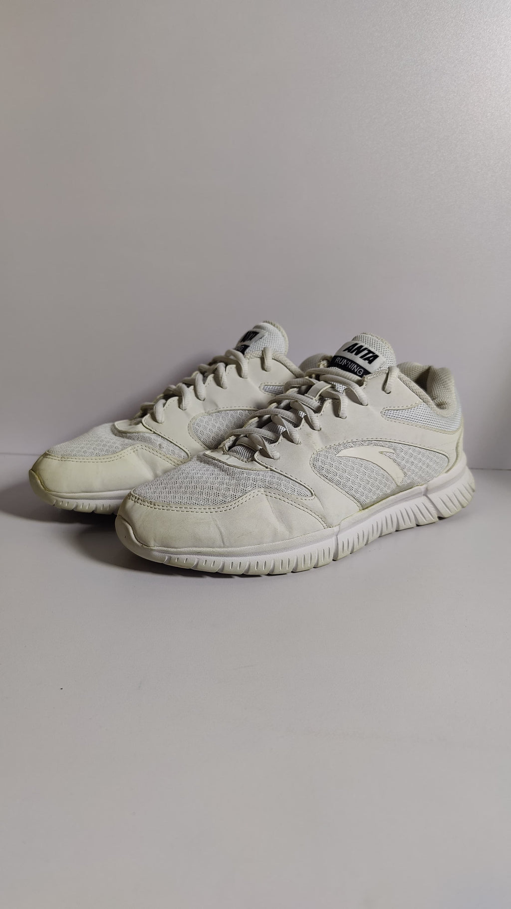 ANTA Running Series Sneakers (Women’s) – White