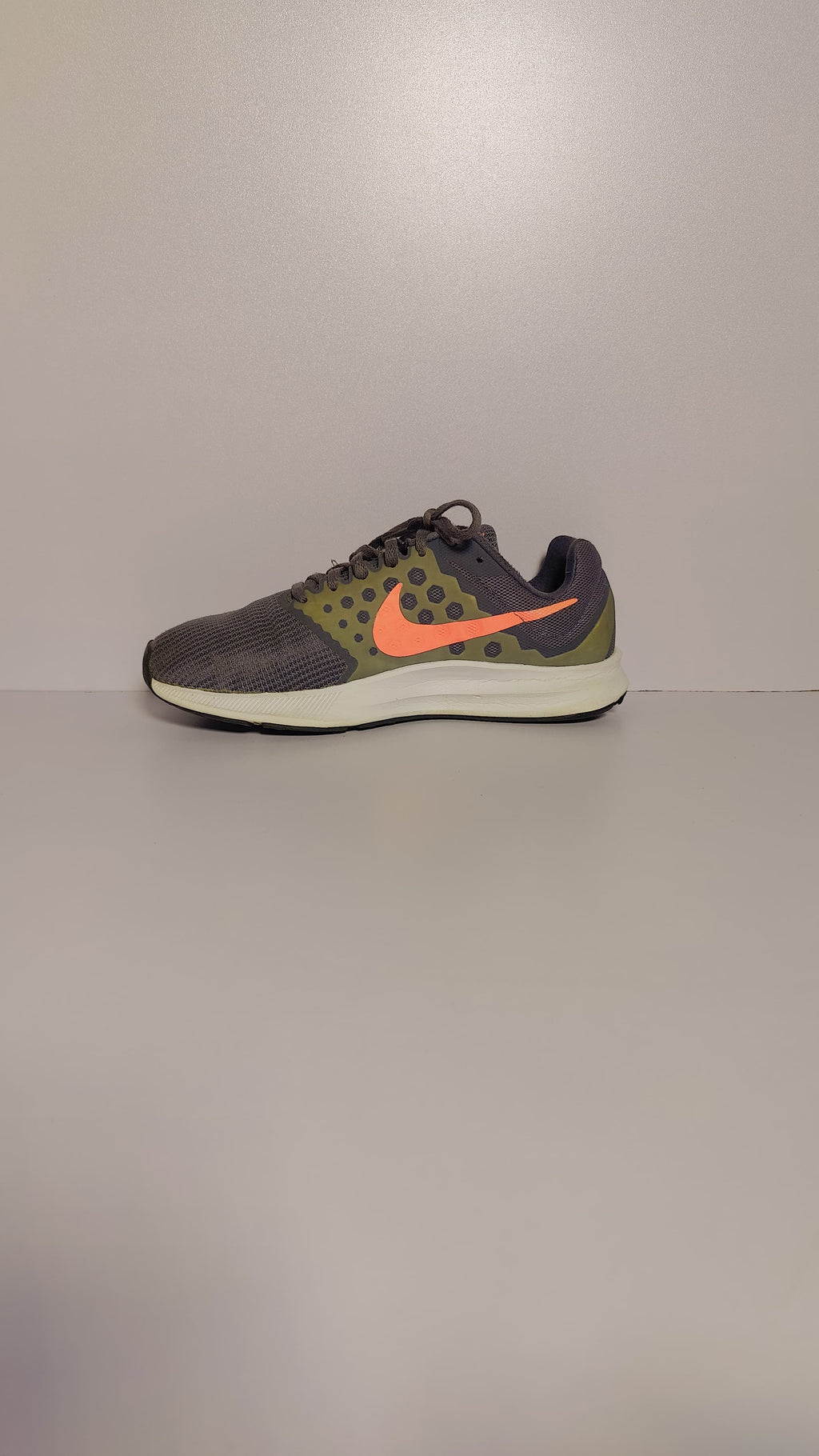Nike Downshifter 7 (Grey/Lava Glow, Women)