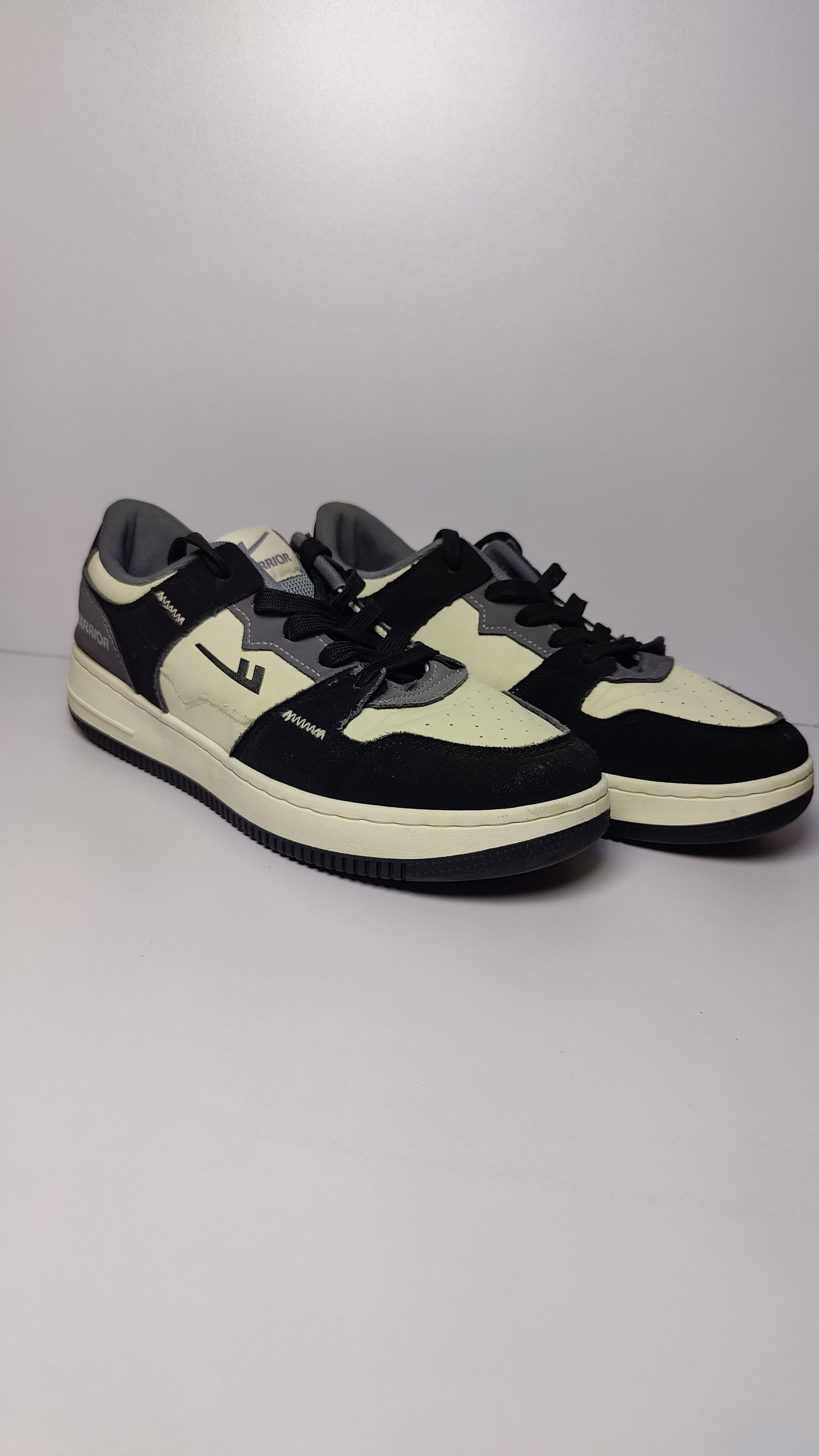 Warrior Air Force 1 Low Top Skateboard Shoes