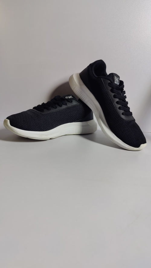361° Low-Top Running Shoes – Black/White (Unisex)