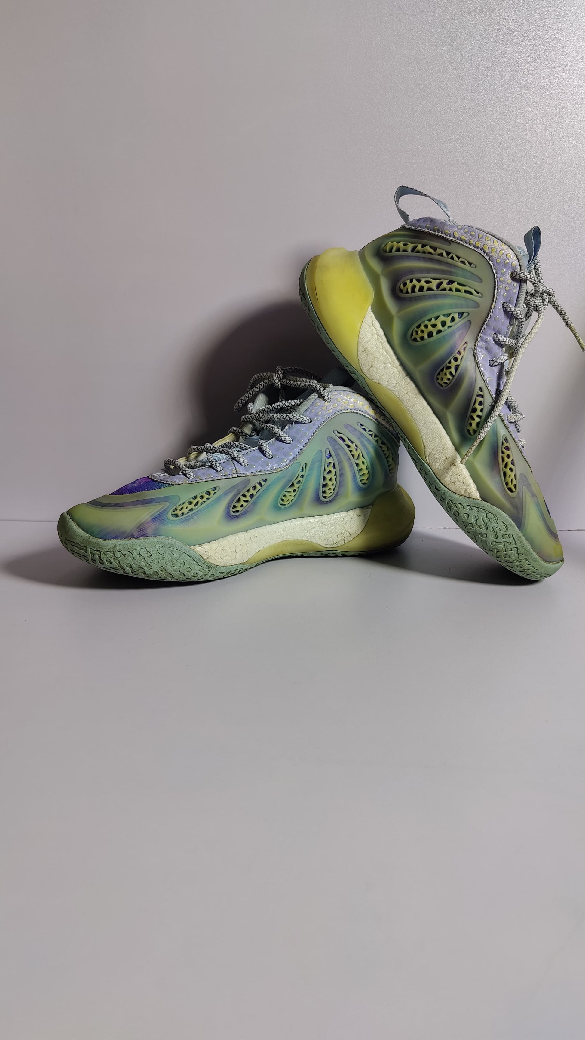 High-Top Basketball & Sports Shoes