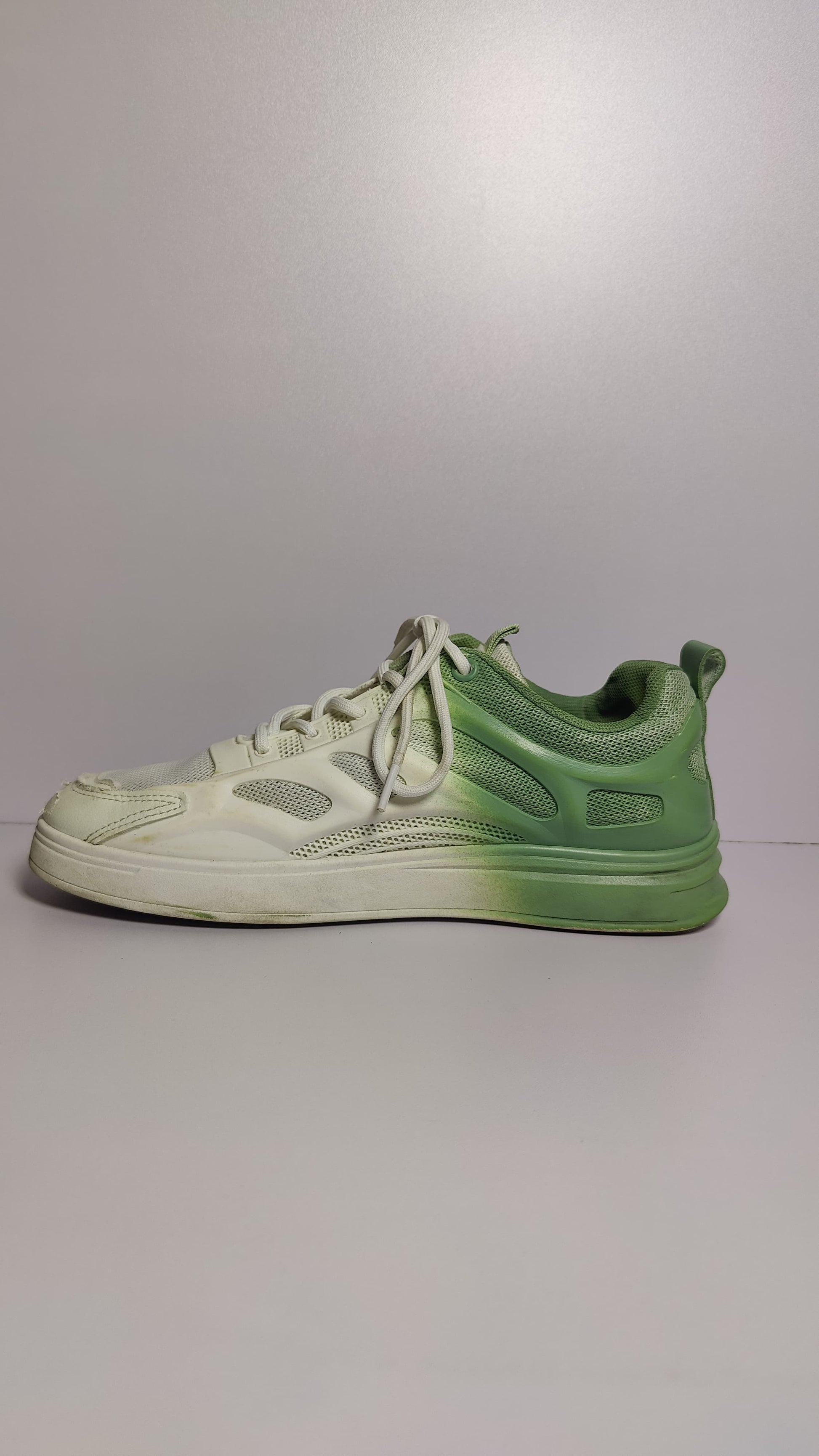 Warrior Green & White Sneakers