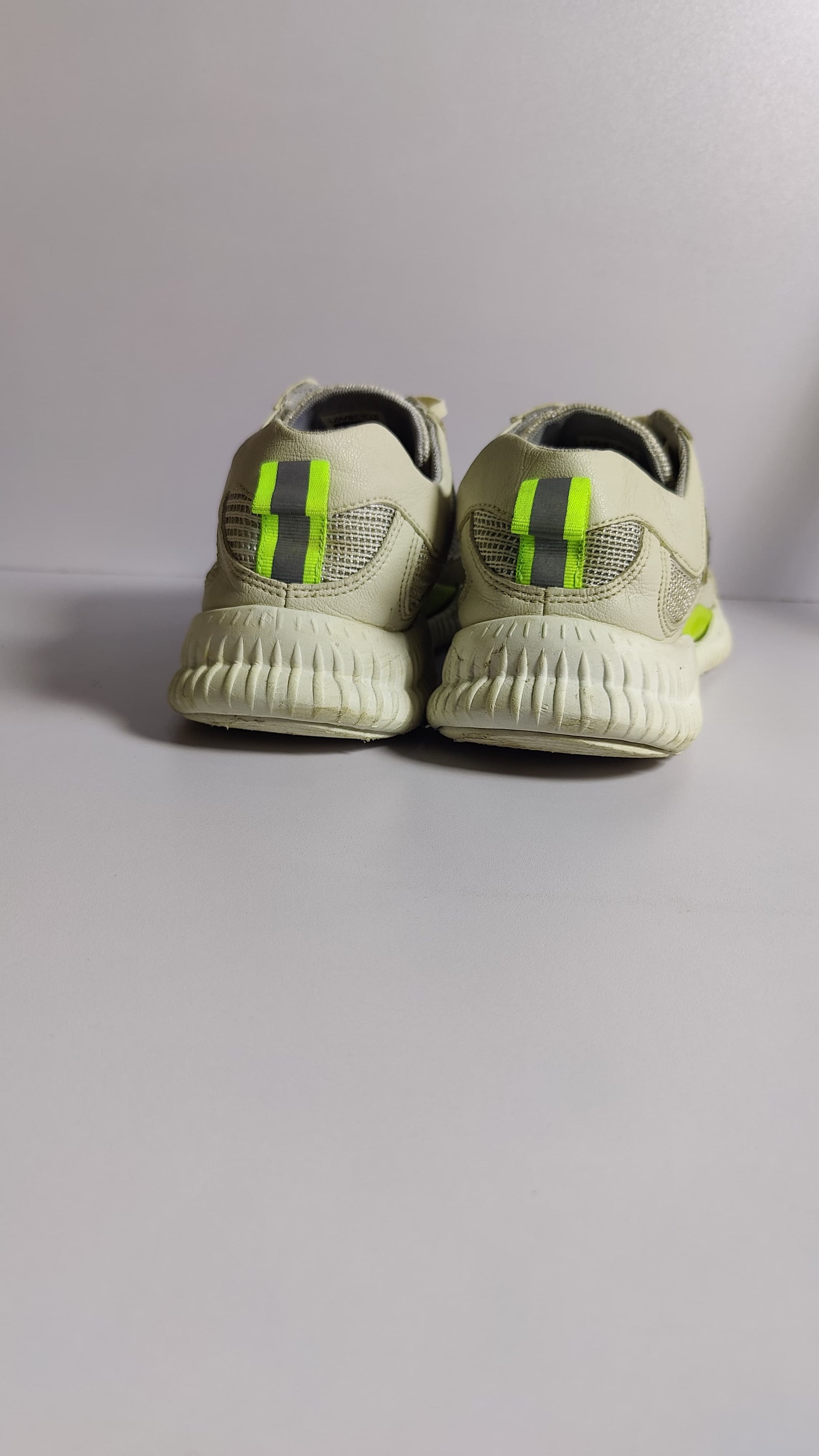 Stylish Sports Sneakers