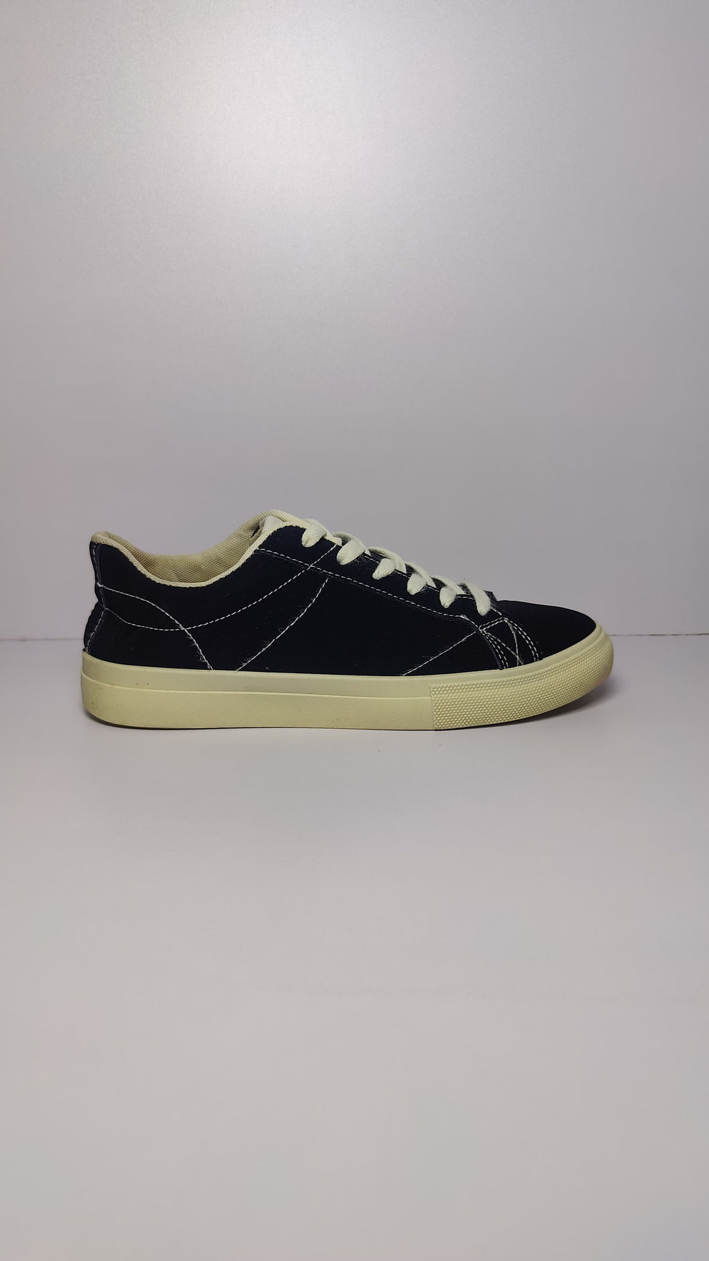 Jane Harlow Casual Sneakers