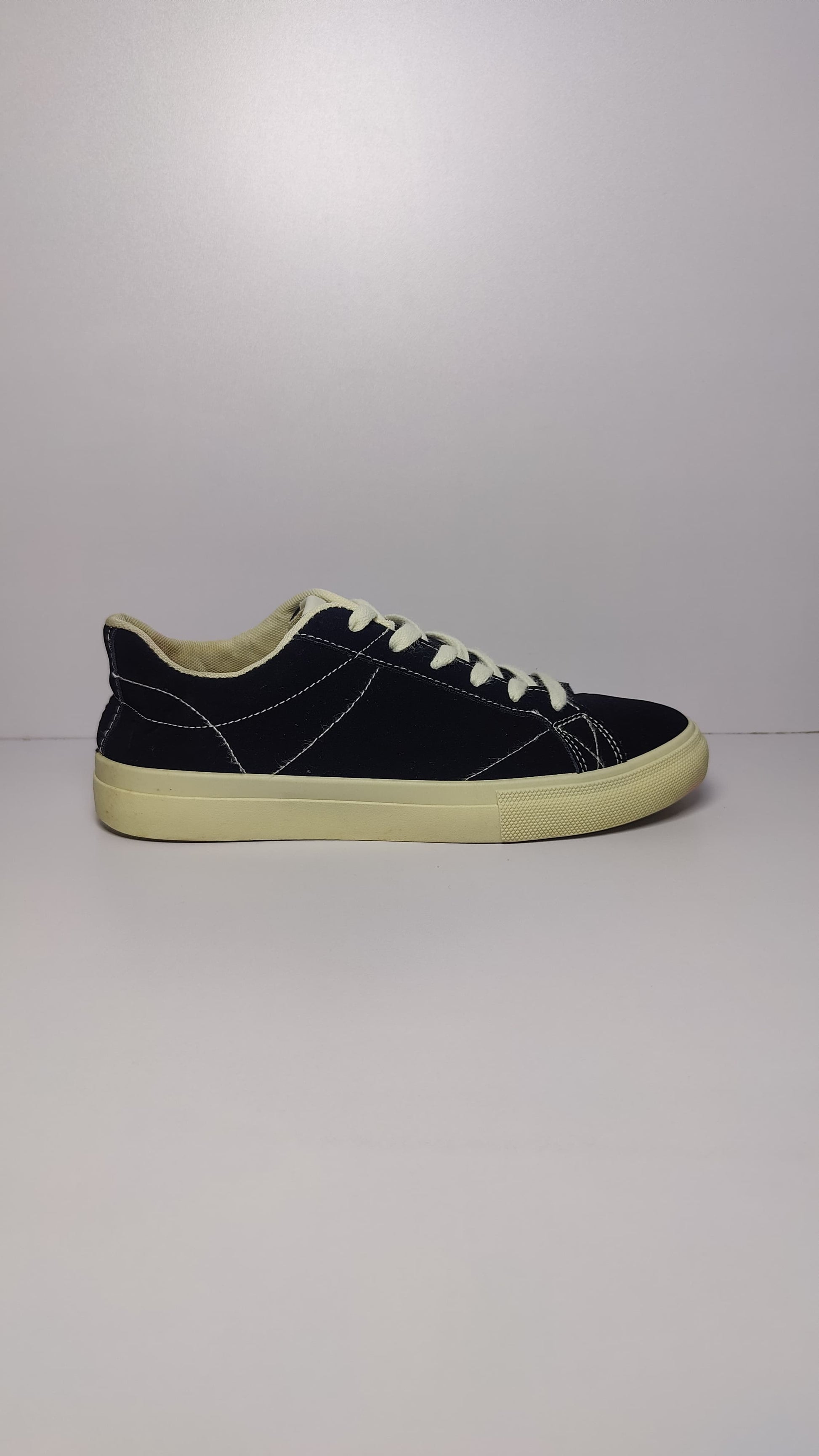 Jane Harlow Casual Sneakers