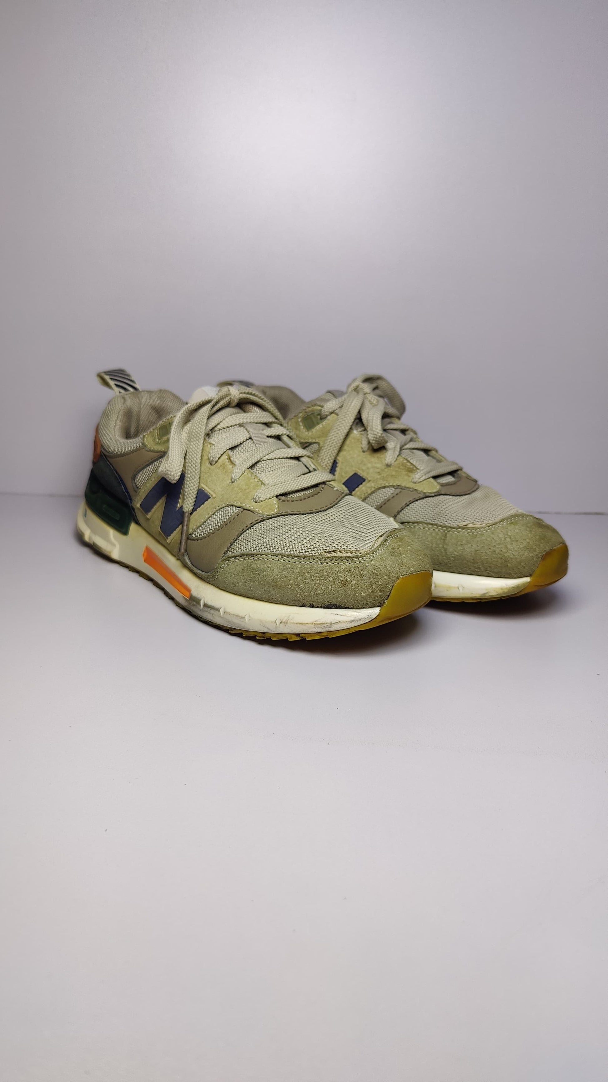 New Balance Sneakers