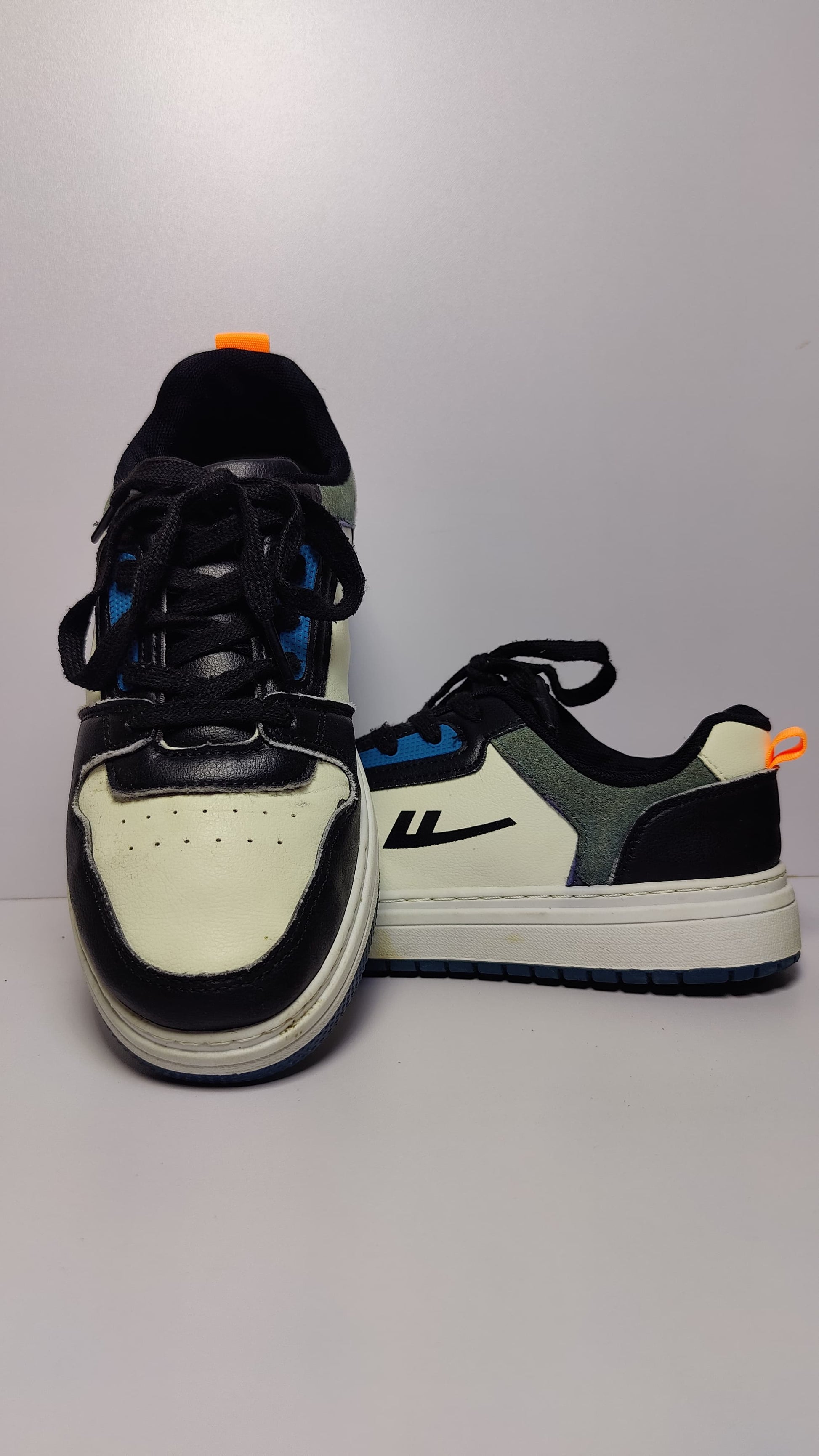 Warrior / Huili White Men's Little Board Shoes