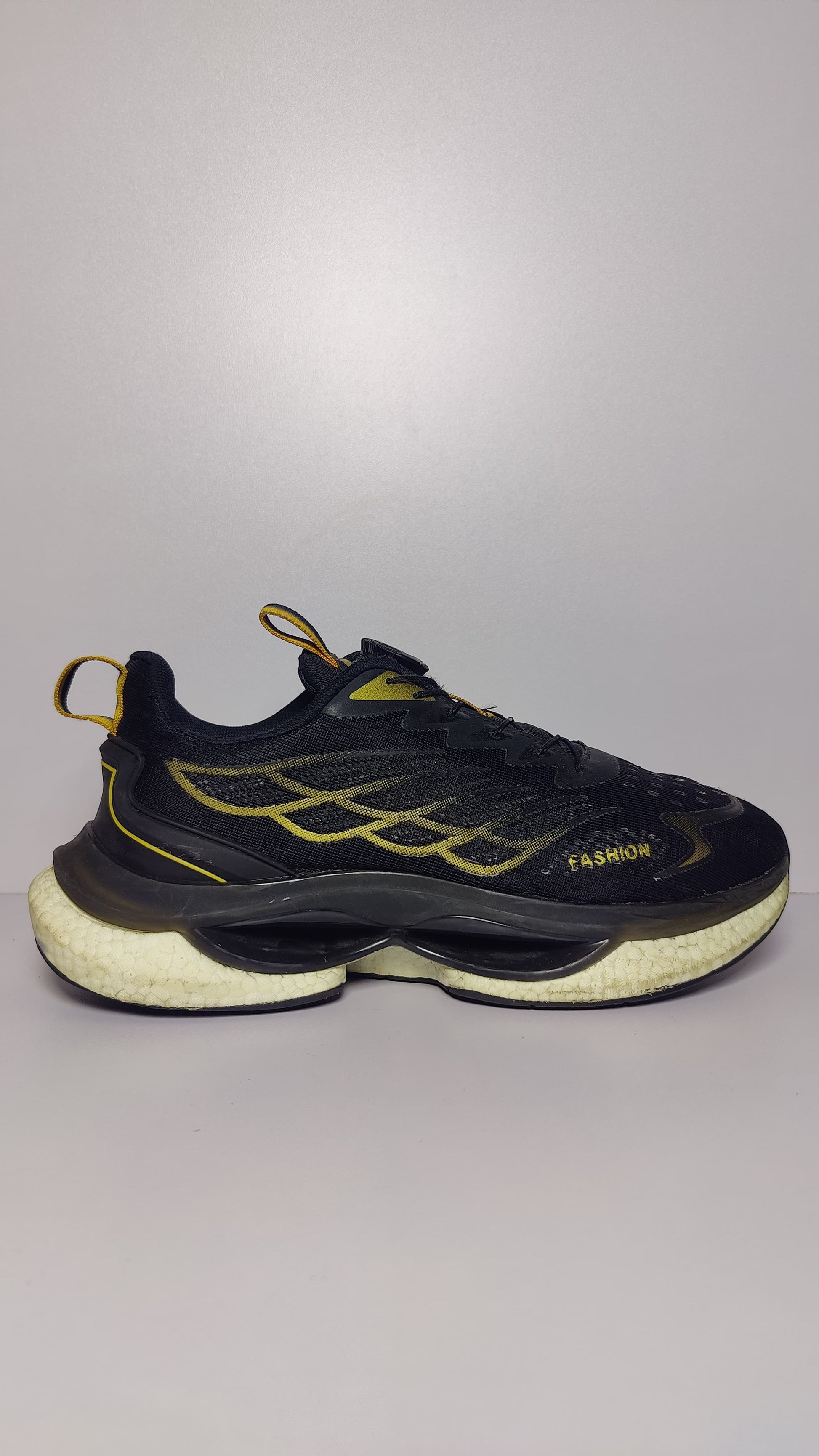 Men’s Running Sneakers