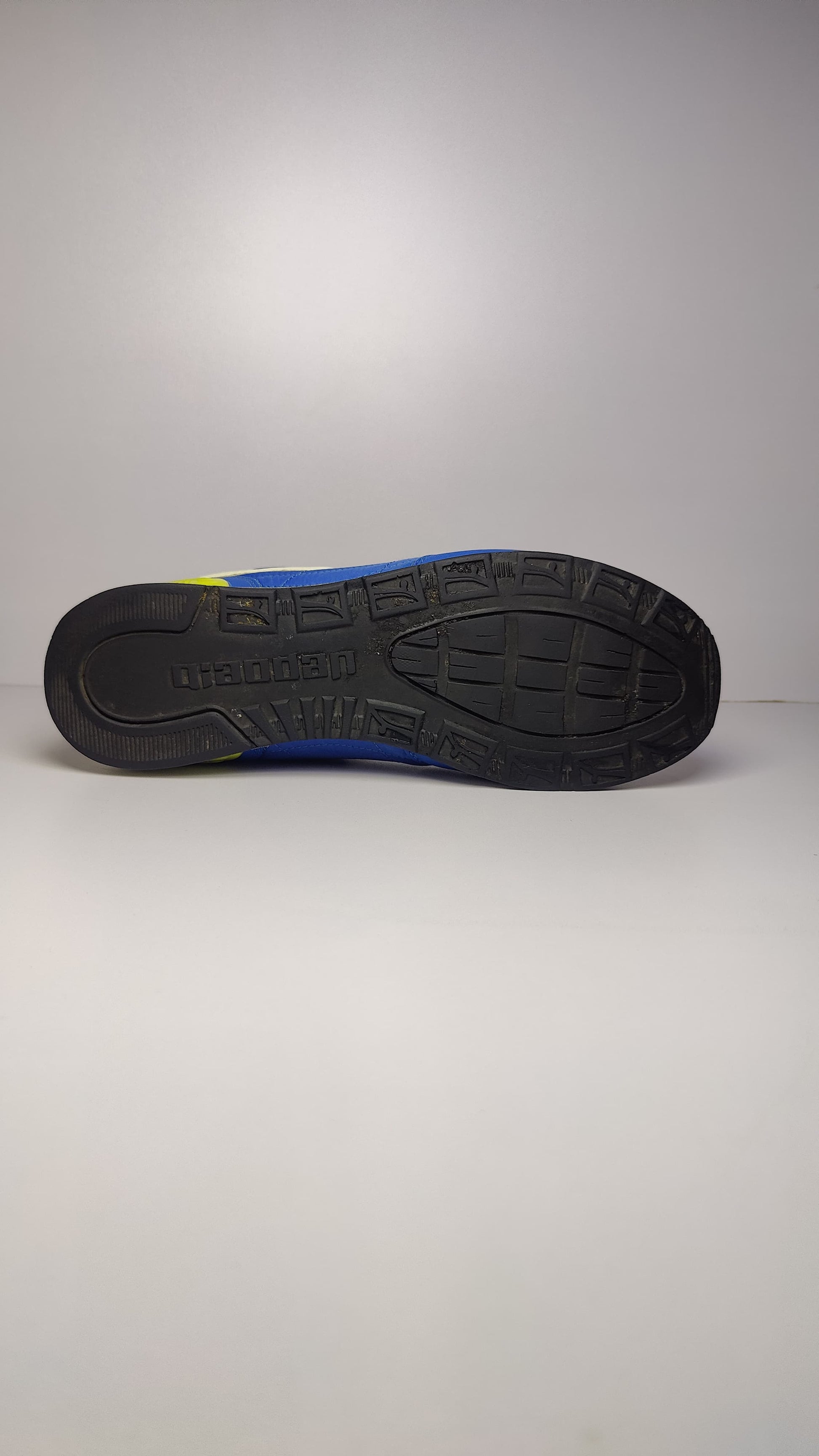 Shaq Basketball Shoes – Blue & Parrot