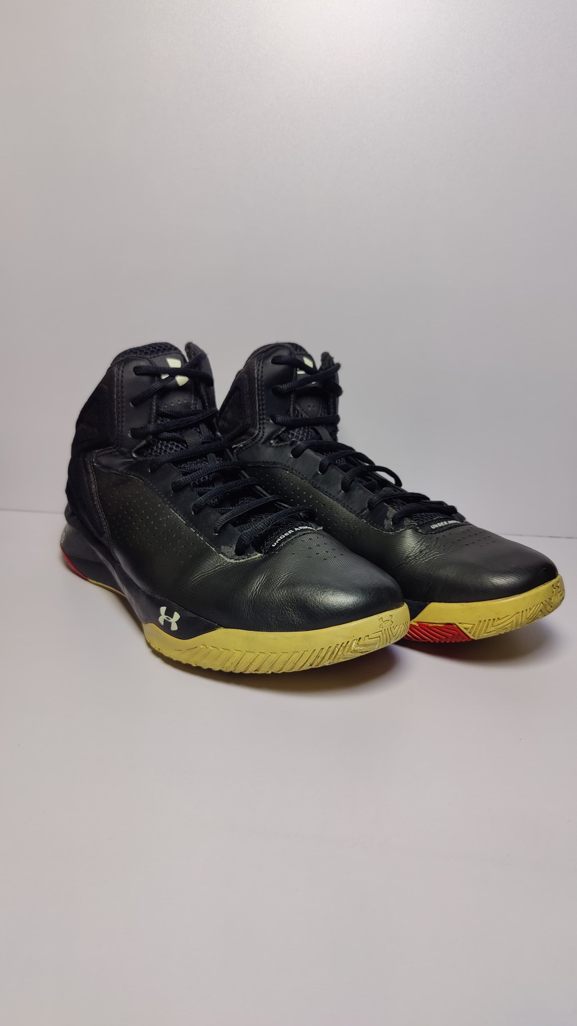 Under Armour Micro G® Torch Basketball Shoes