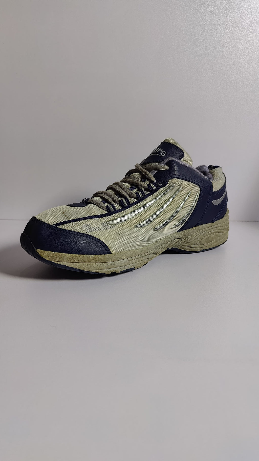 Men’s Gray & Blue Shoes