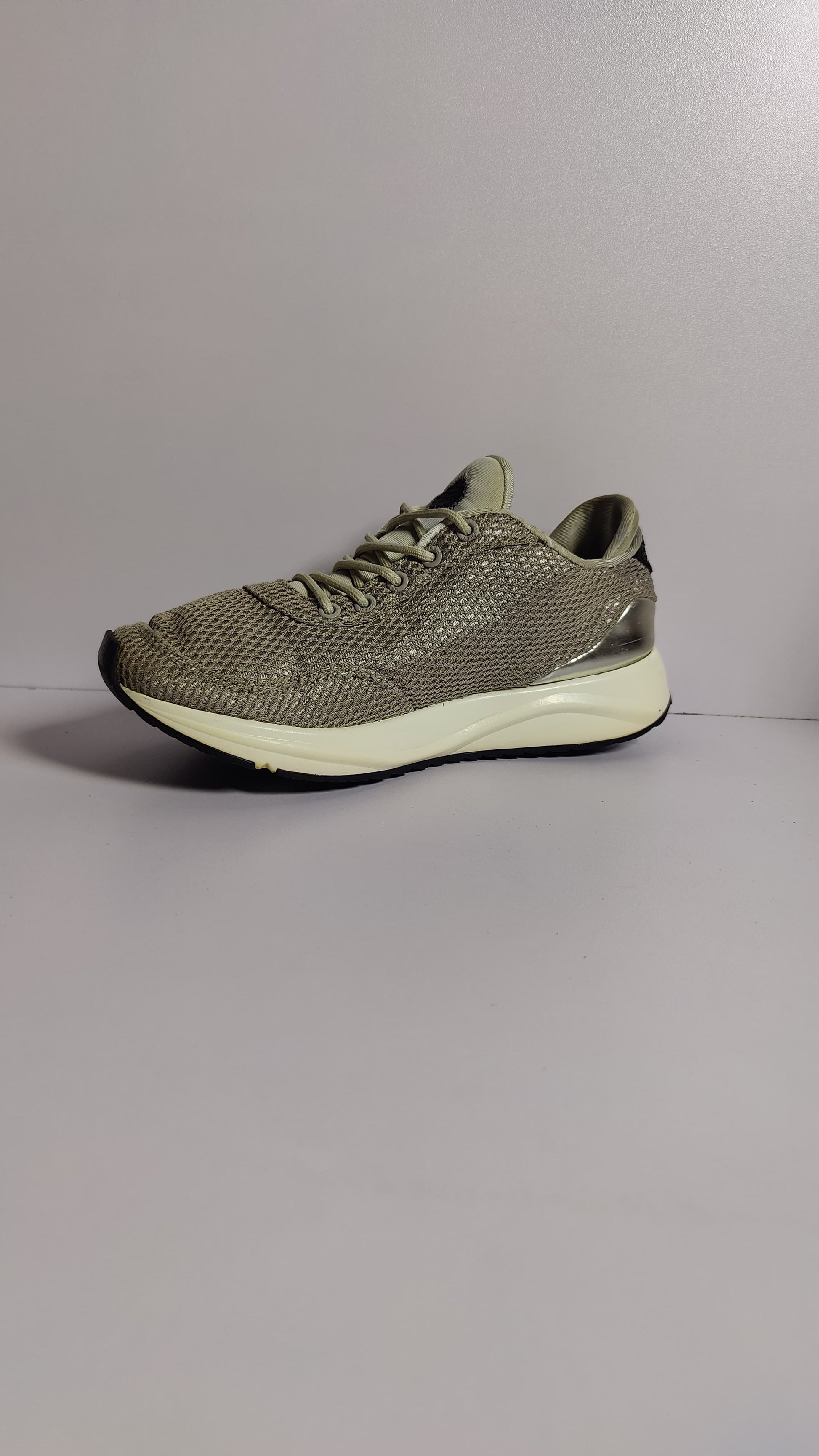 Women’s Stylish Double Cover Casual Shoes