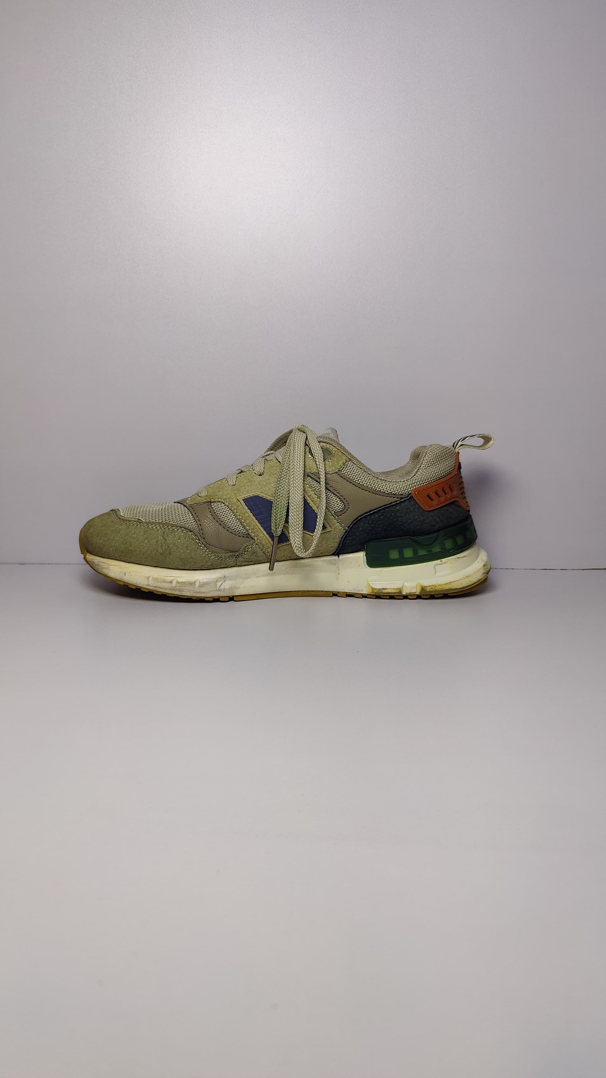 New Balance Sneakers