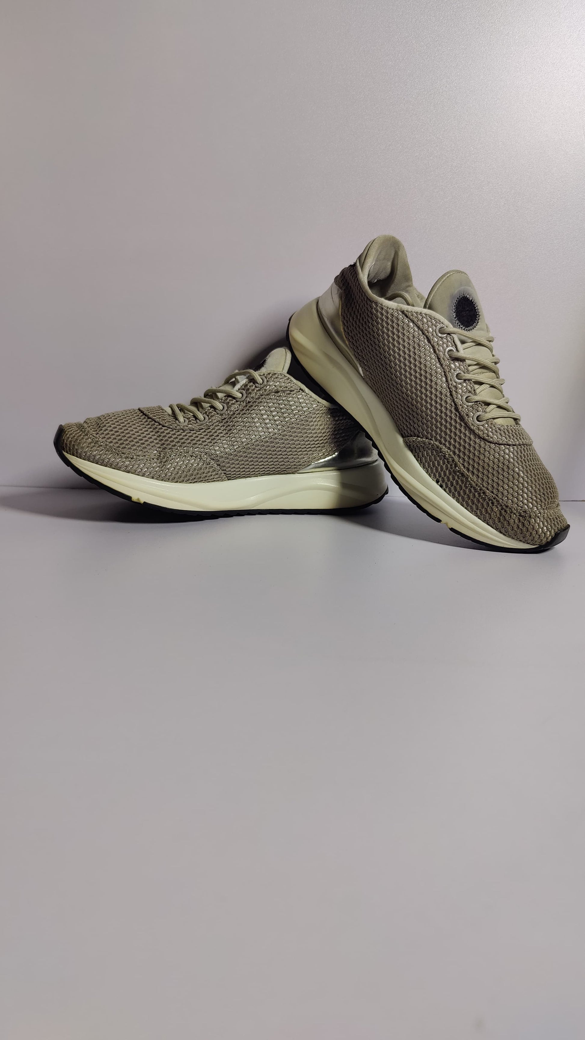 Women’s Stylish Double Cover Casual Shoes
