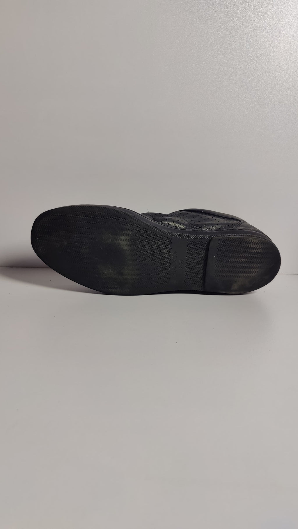 Women’s Black Comfortable Shoes
