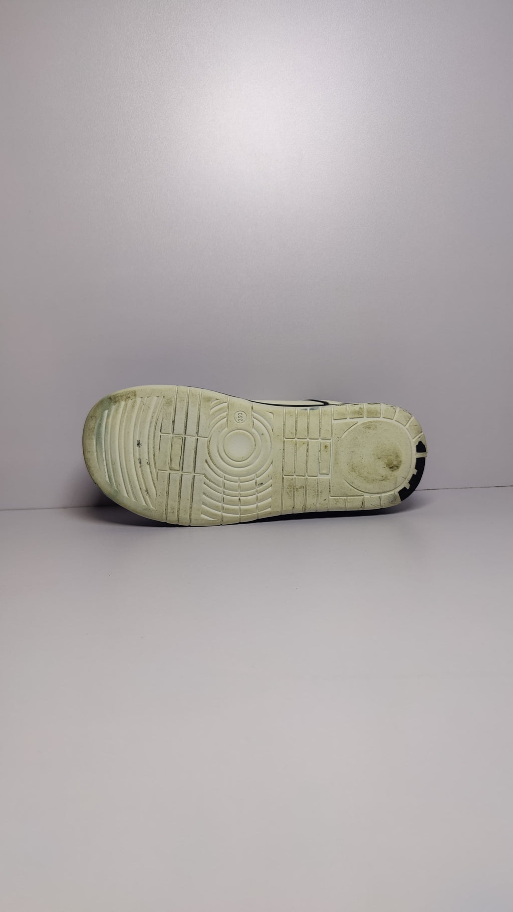 Men’s Casual Sneakers