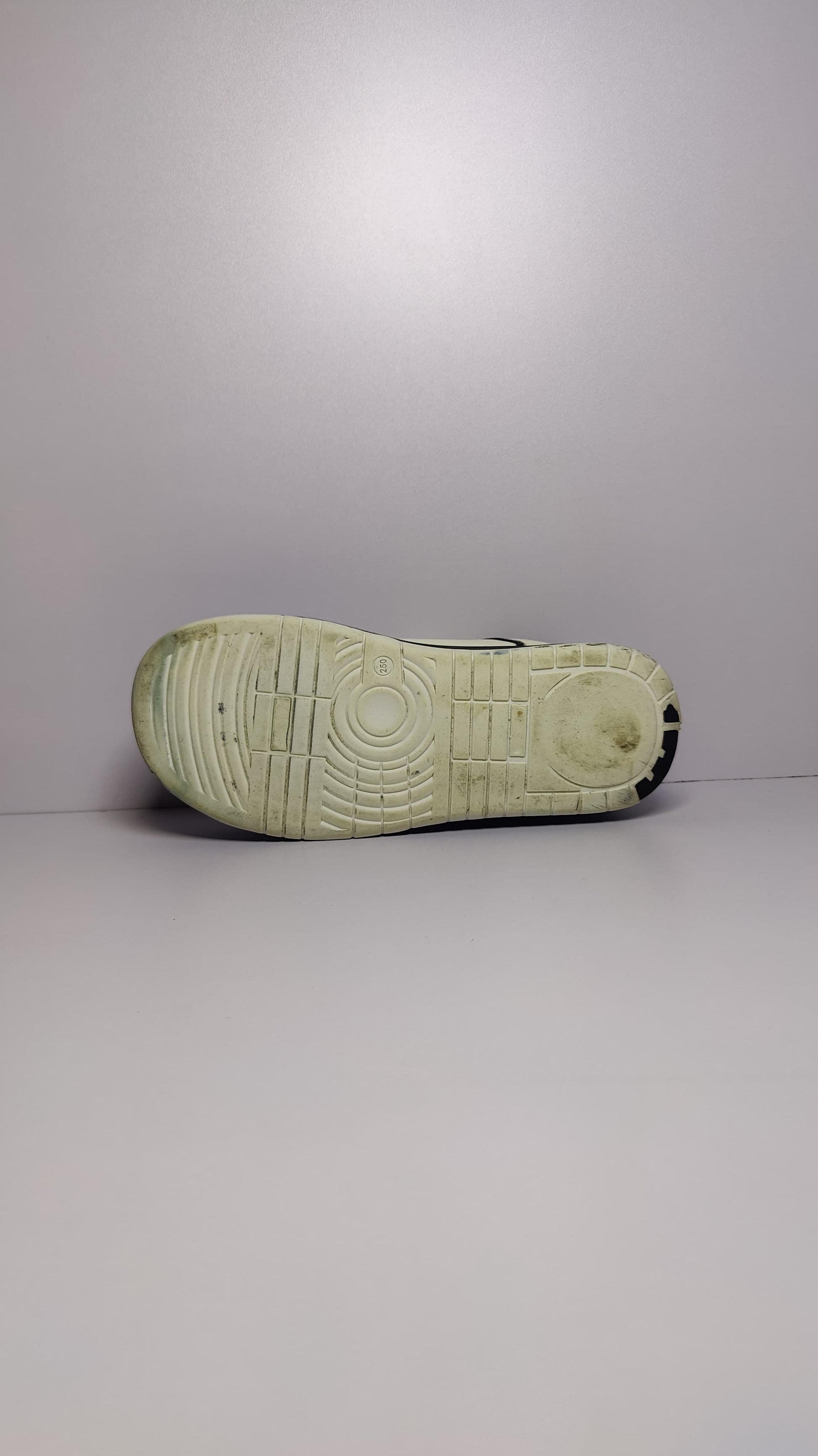 Men’s Casual Sneakers