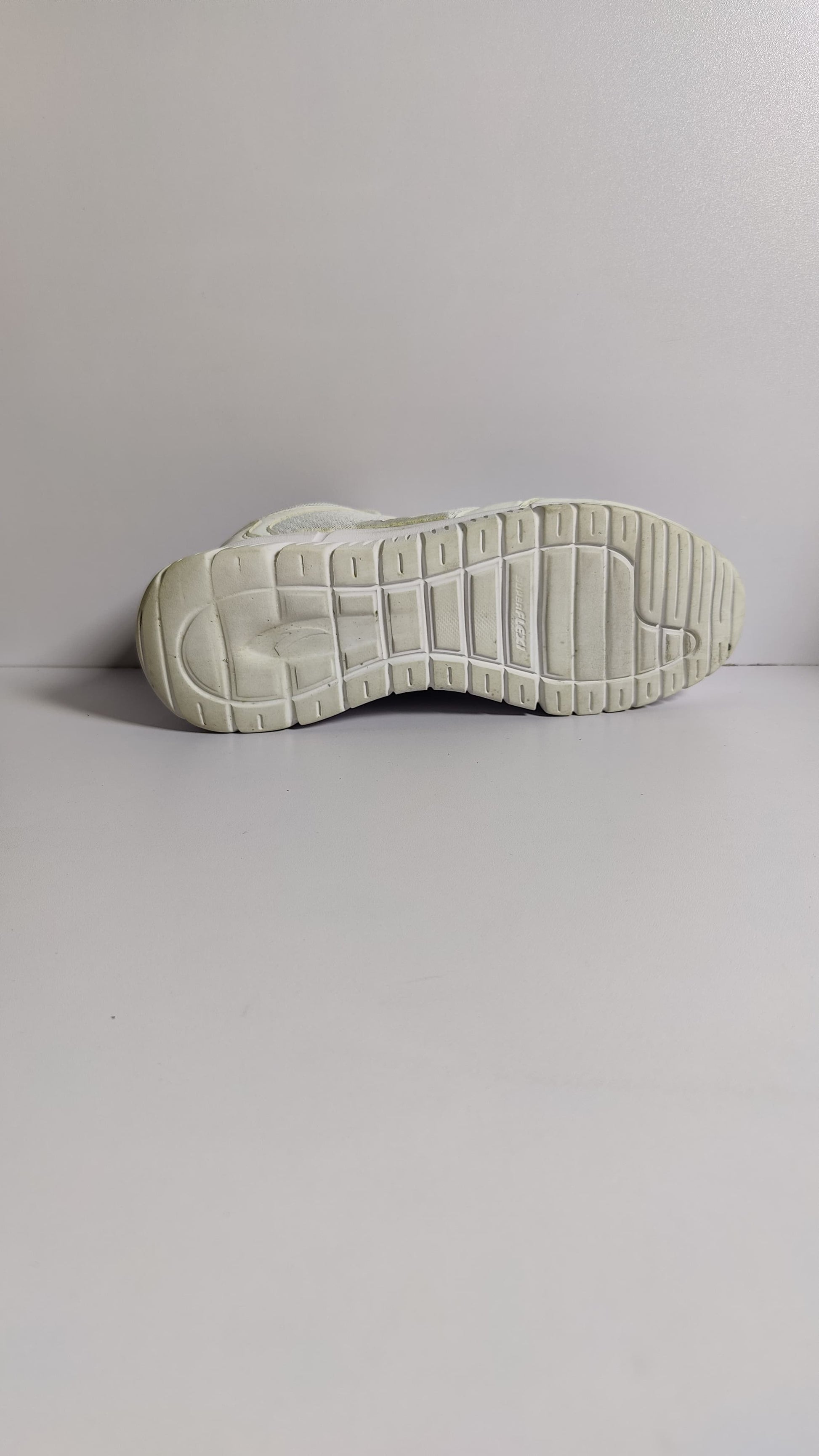ANTA Running Series Sneakers (Women’s) – White