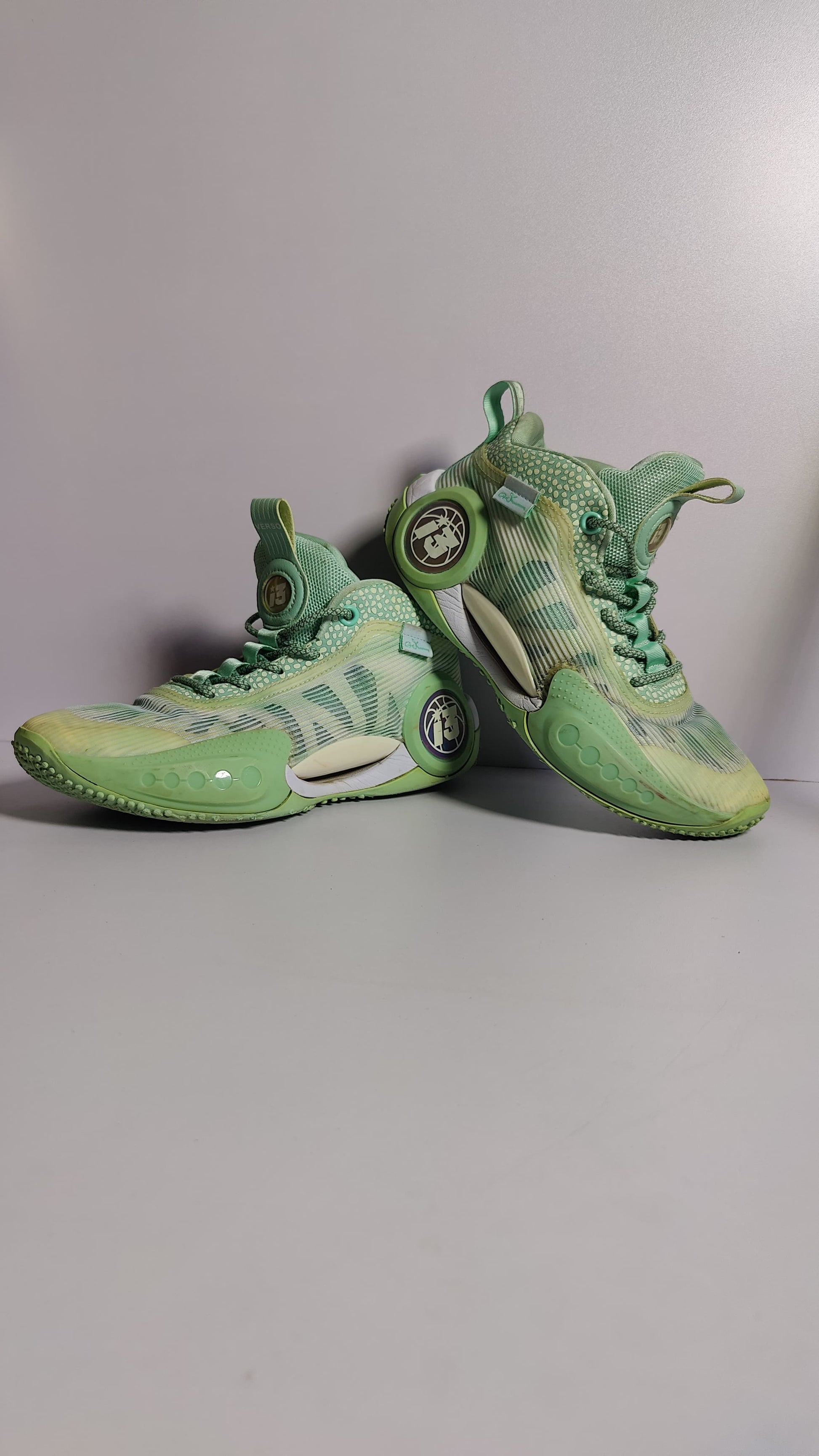 Fluorescent Luminous Basketball Sneakers
