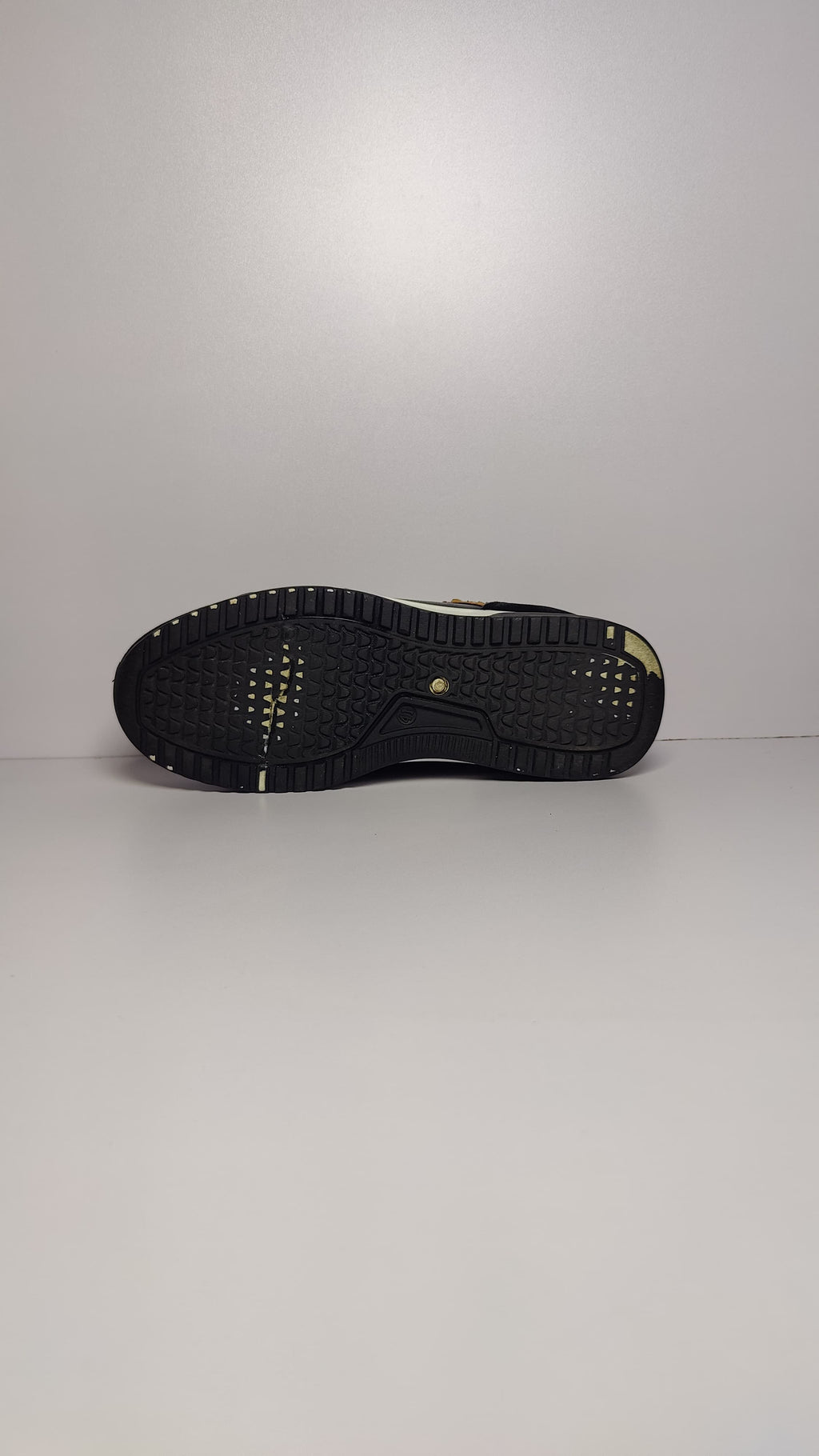 GOFC Sneakers