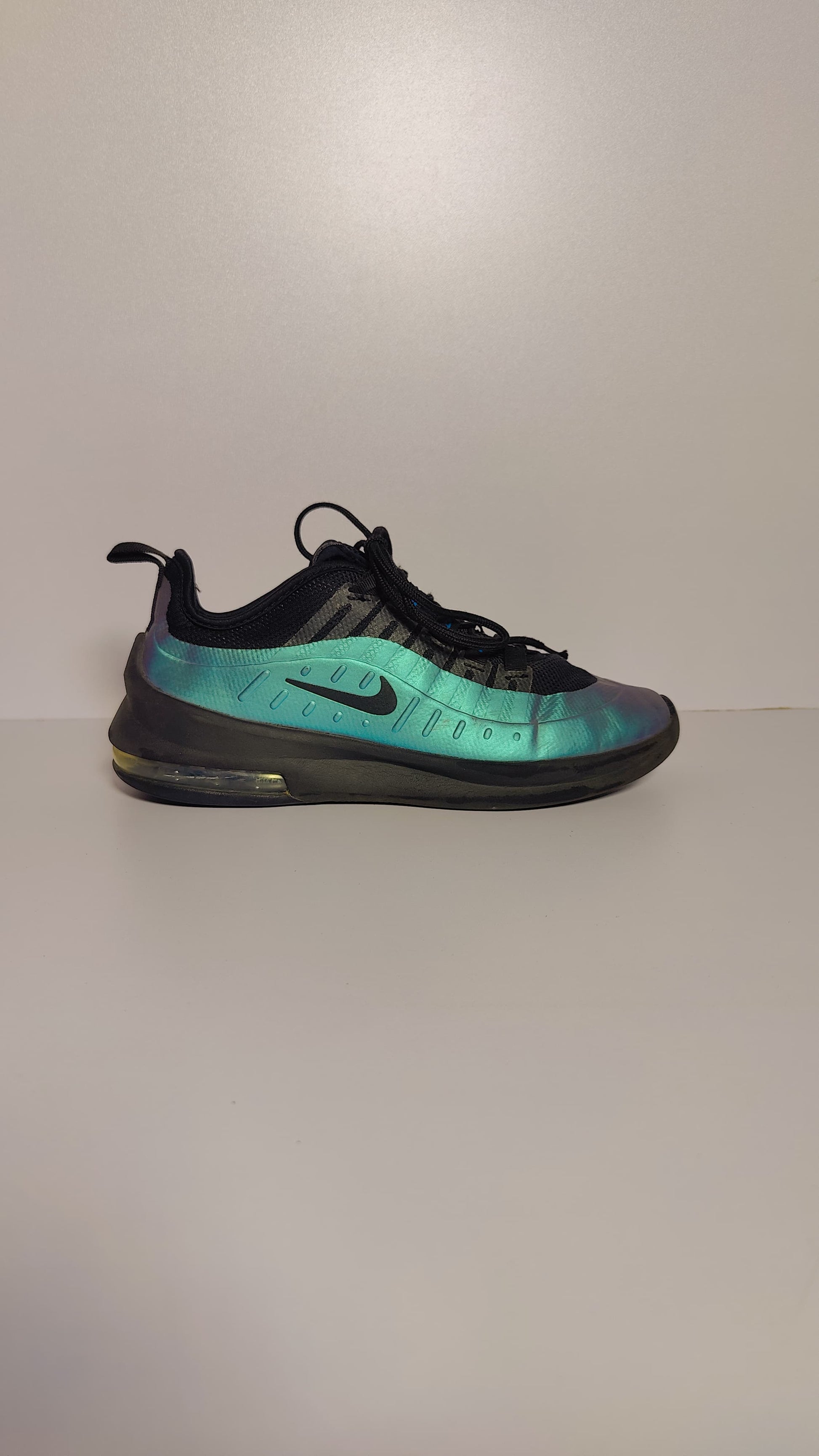 Nike Air Max Axis