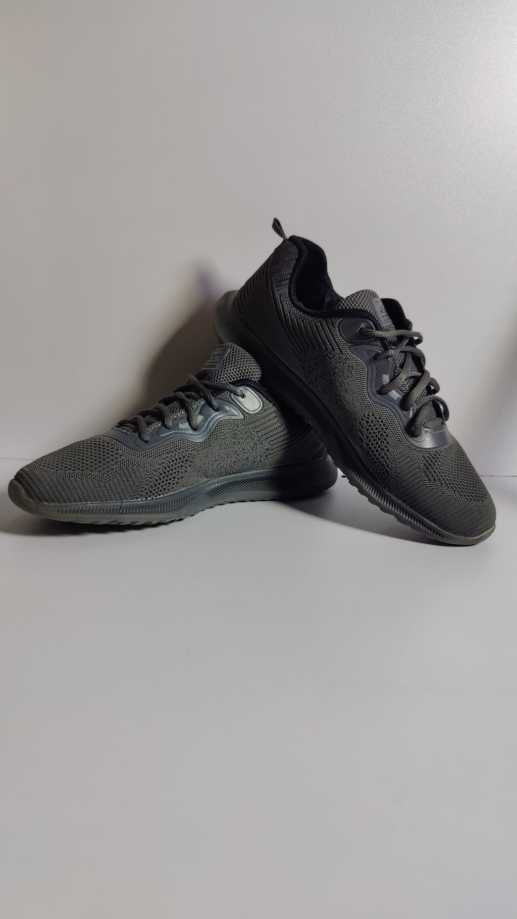 Black Everyday Work Sneakers