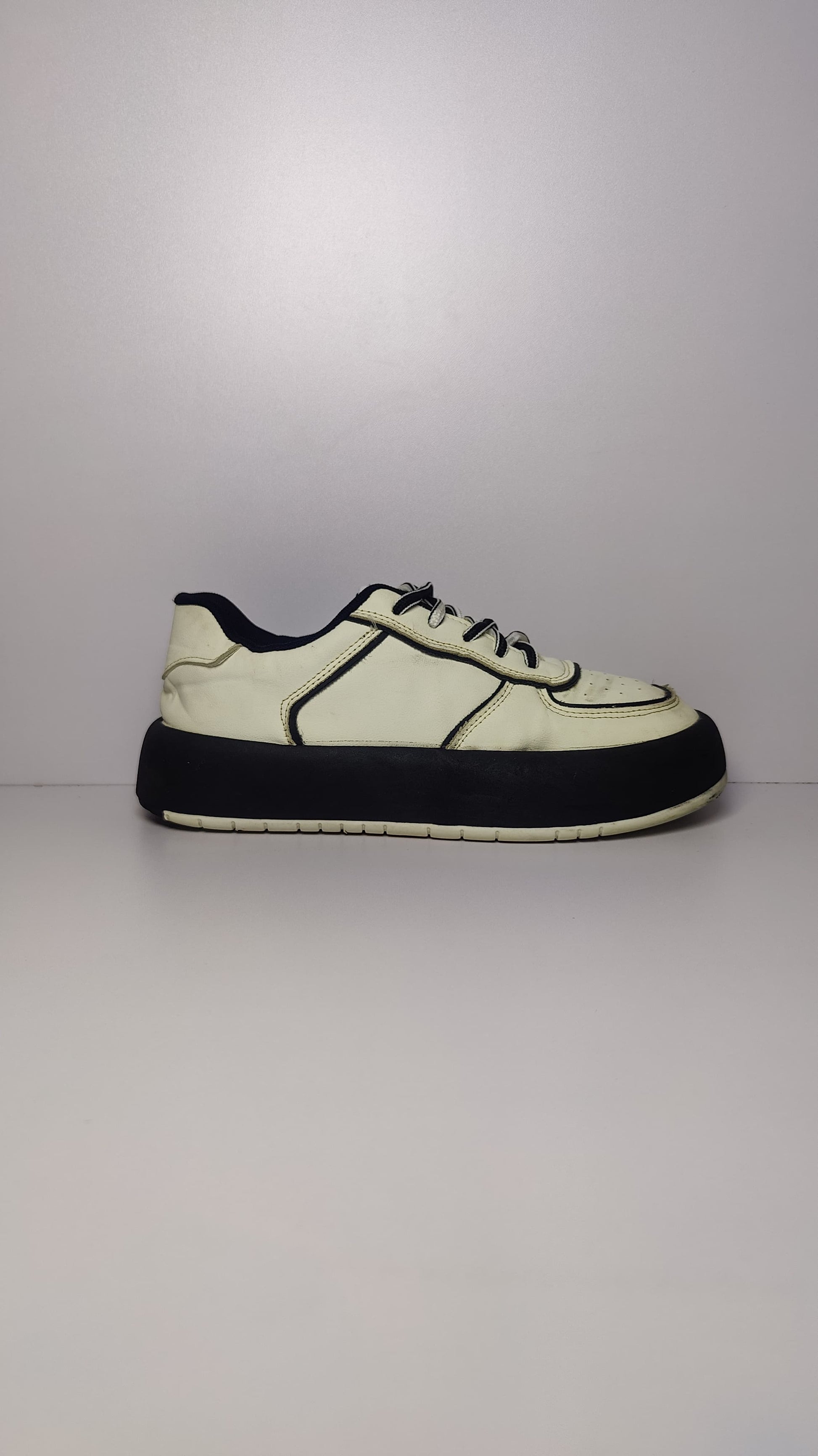 Men’s Casual Sneakers