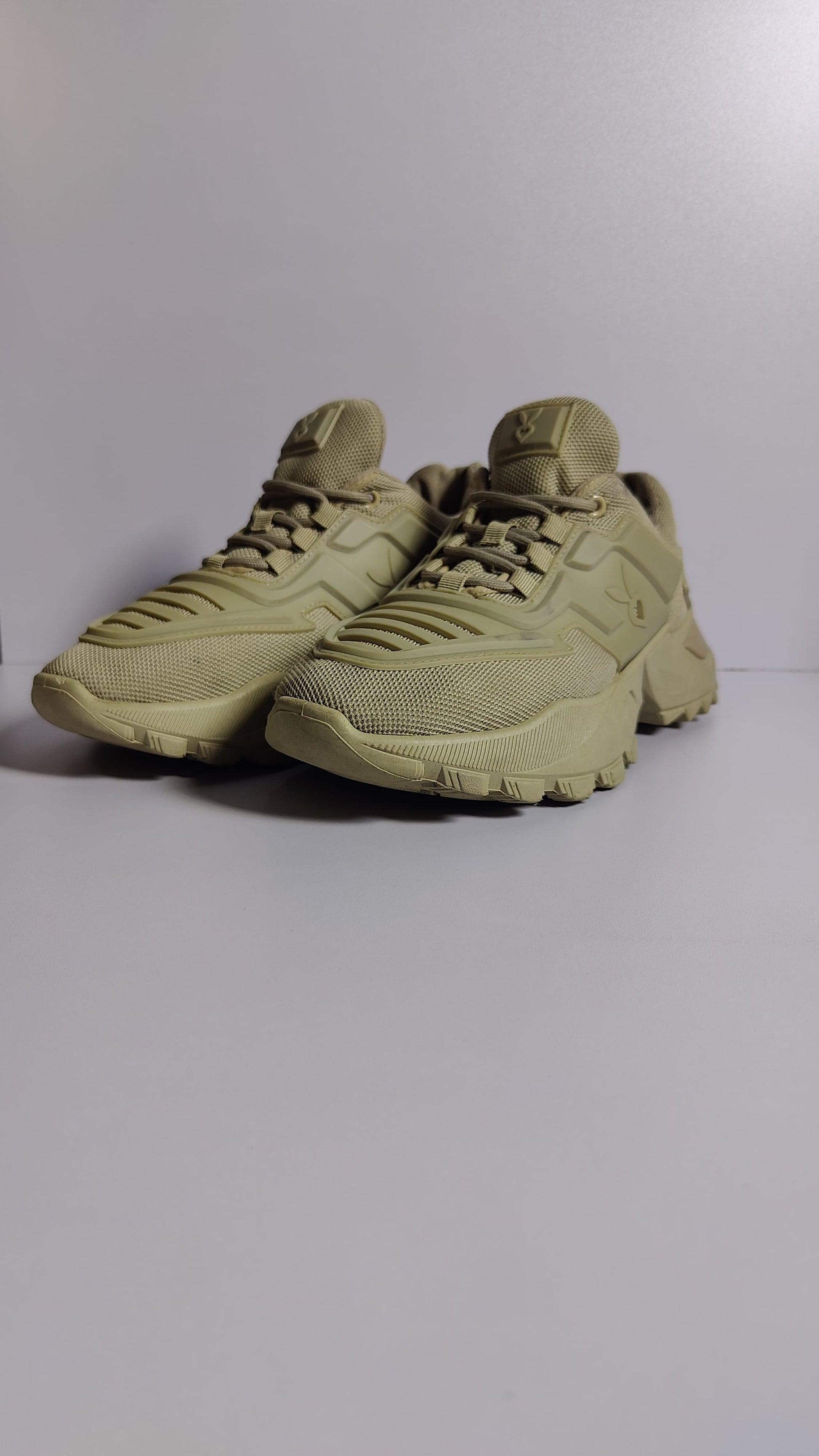 Women’s Stylish Sneakers