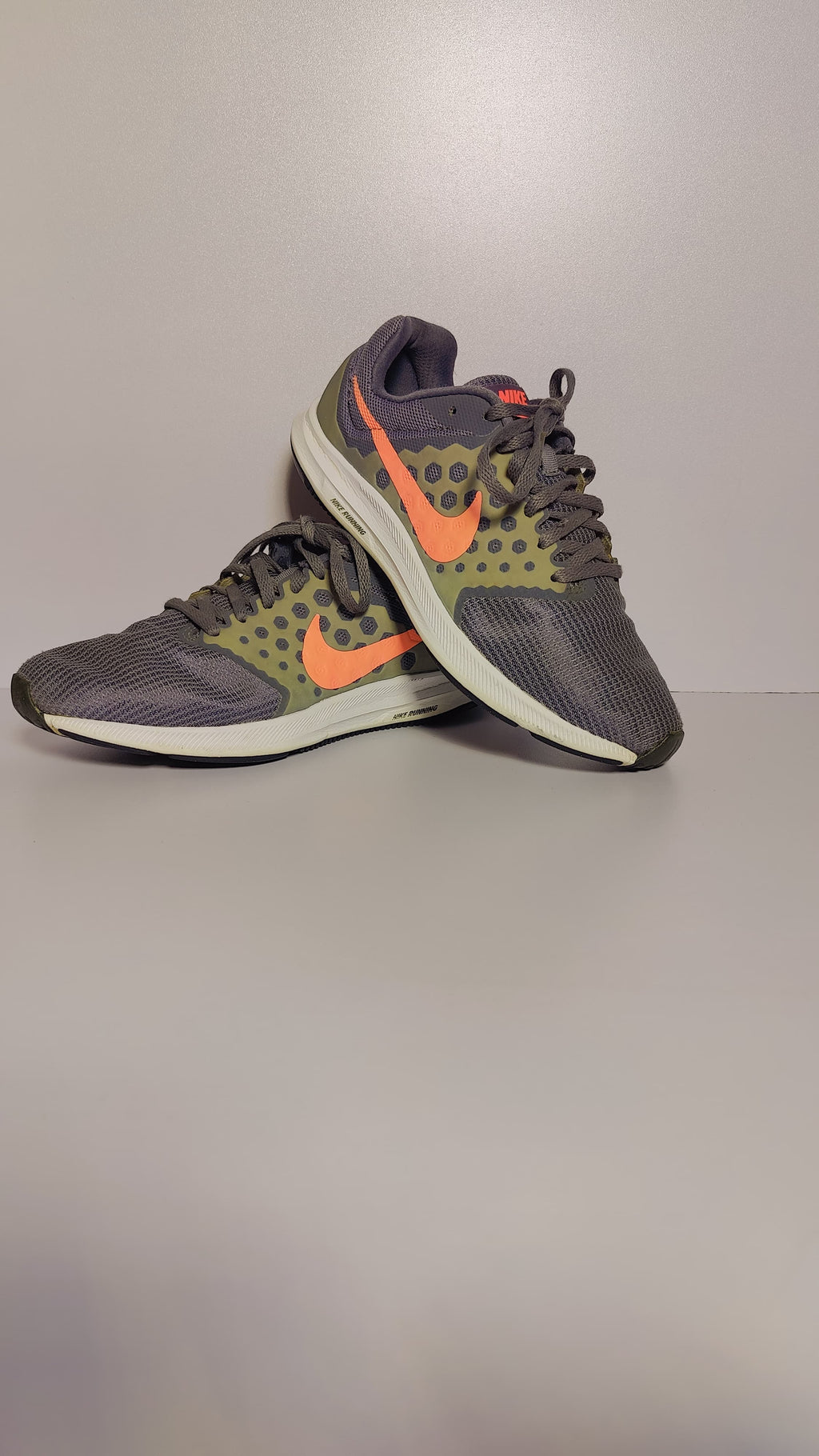 Nike Downshifter 7 (Grey/Lava Glow, Women)