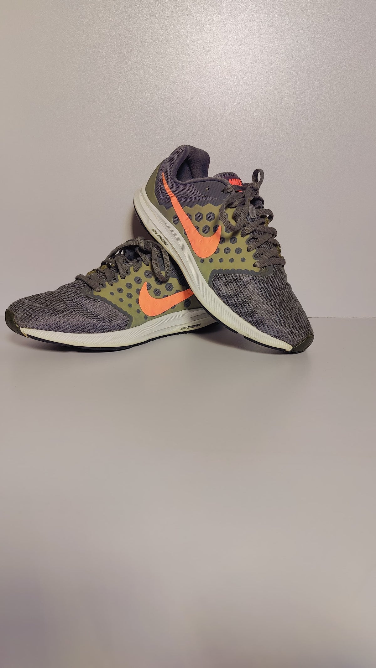 Nike Downshifter 7 (Grey/Lava Glow, Women)