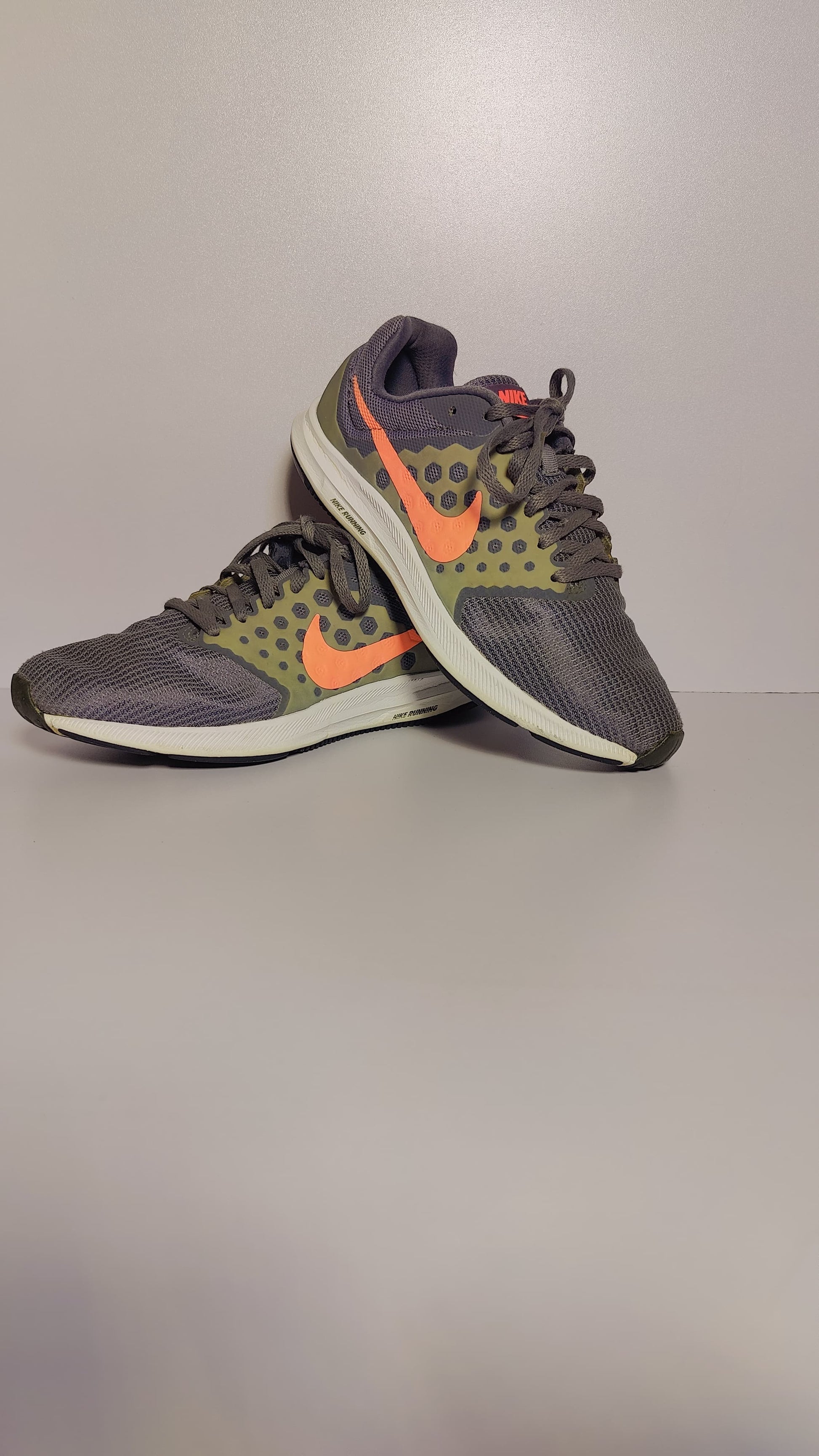 Nike Downshifter 7 (Grey/Lava Glow, Women)
