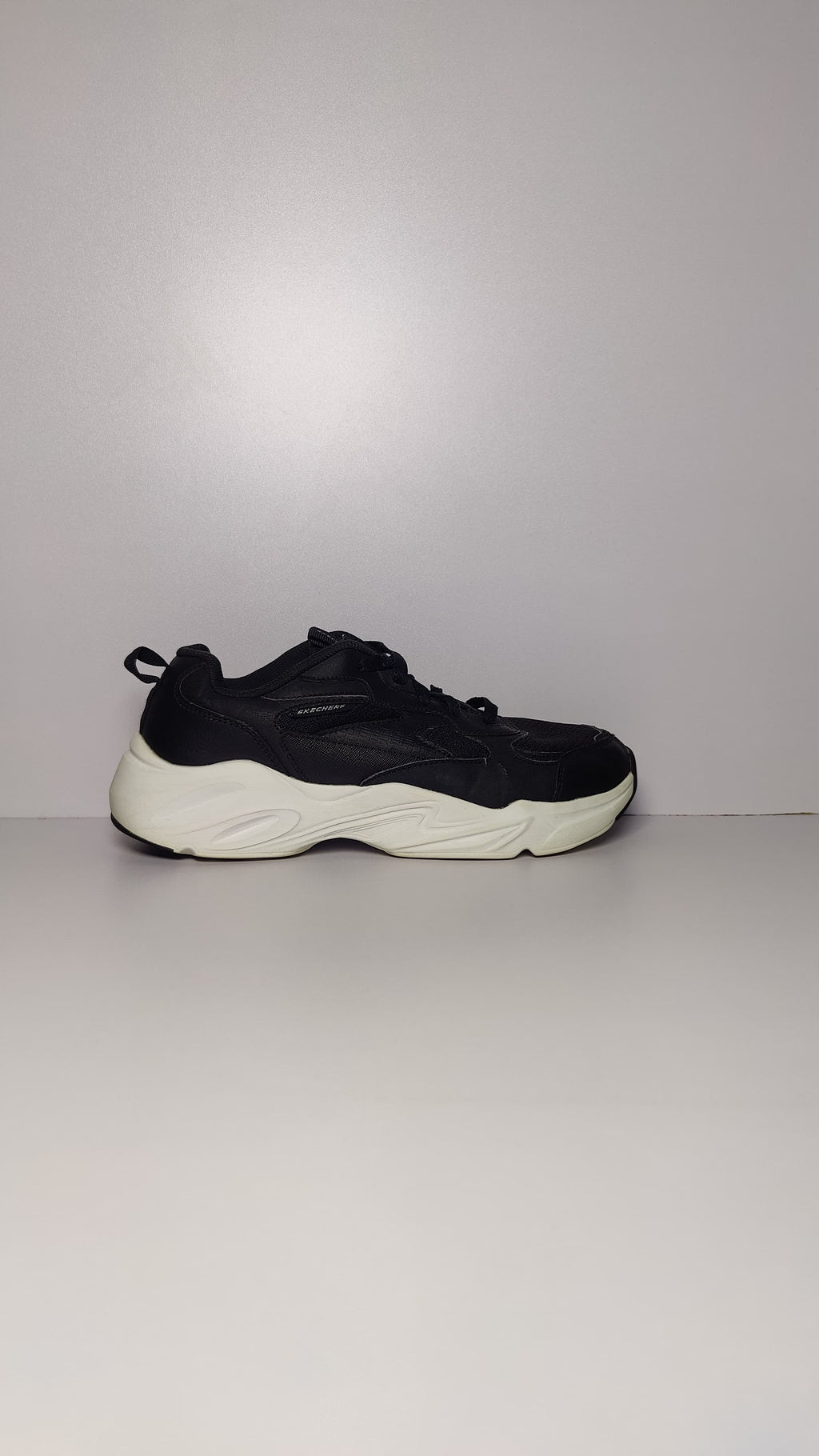 Skechers Stamina Airy Marathon Running Shoes